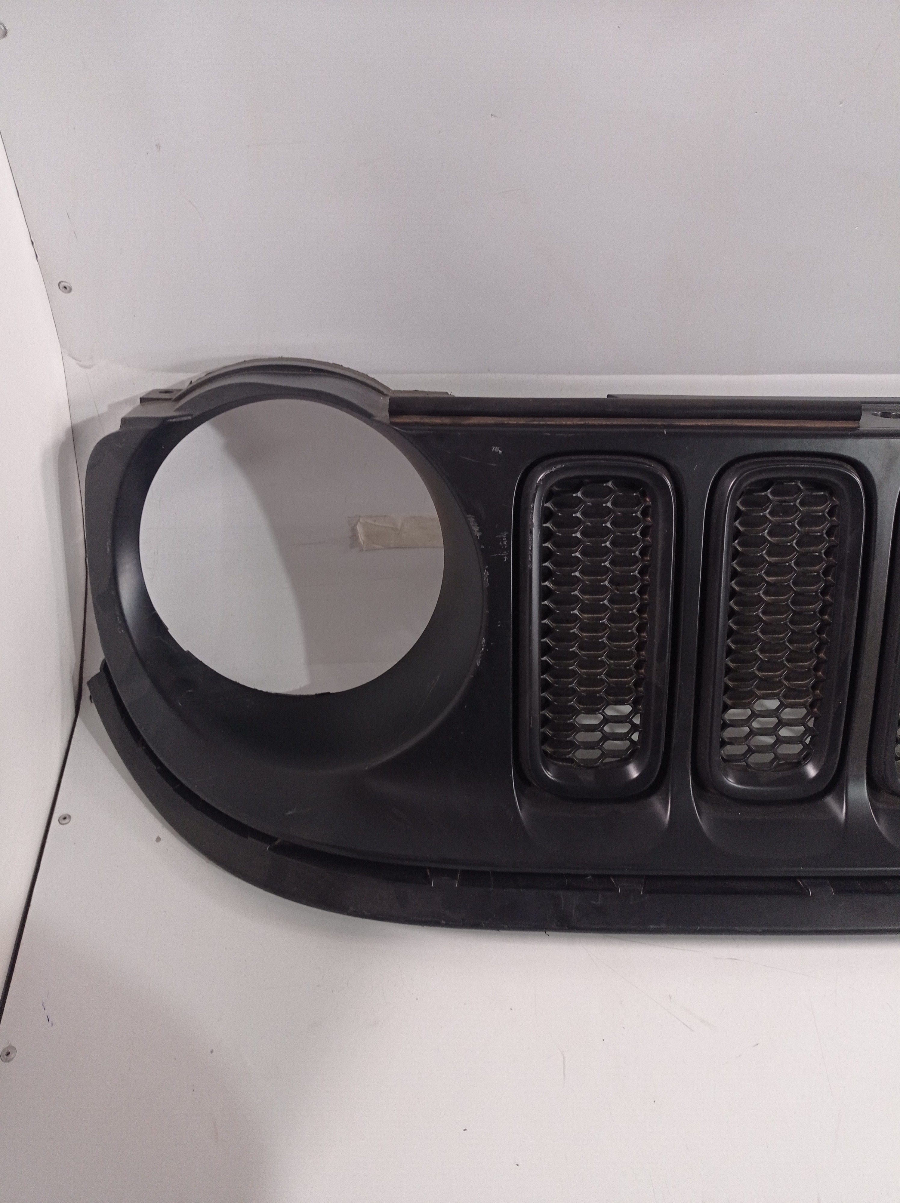 Grade Dianteira Jeep Renegade 2015 A 2018 2