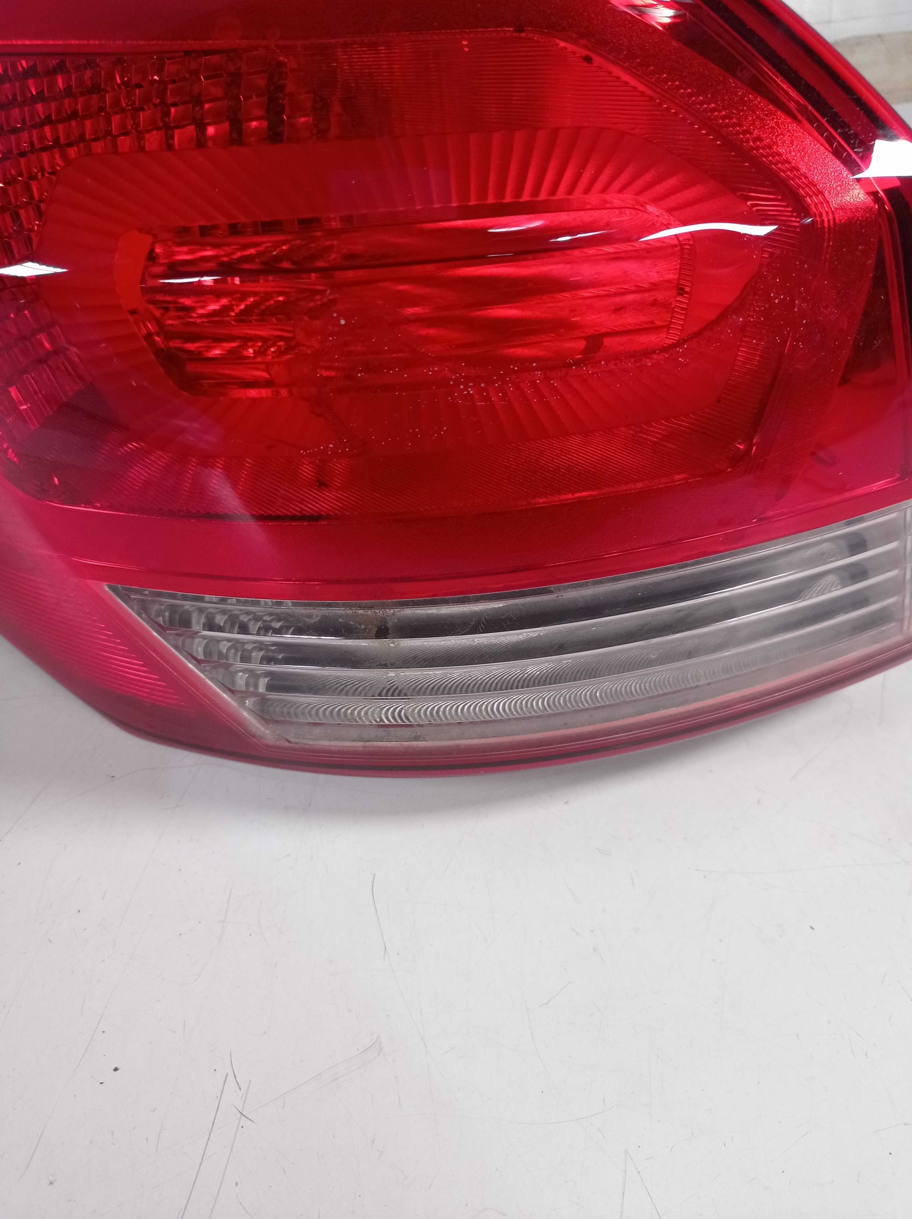 LANTERNA TRASEIRA ESQUERDA HYUNDAI CRETA 2016 RECUPERADA 3
