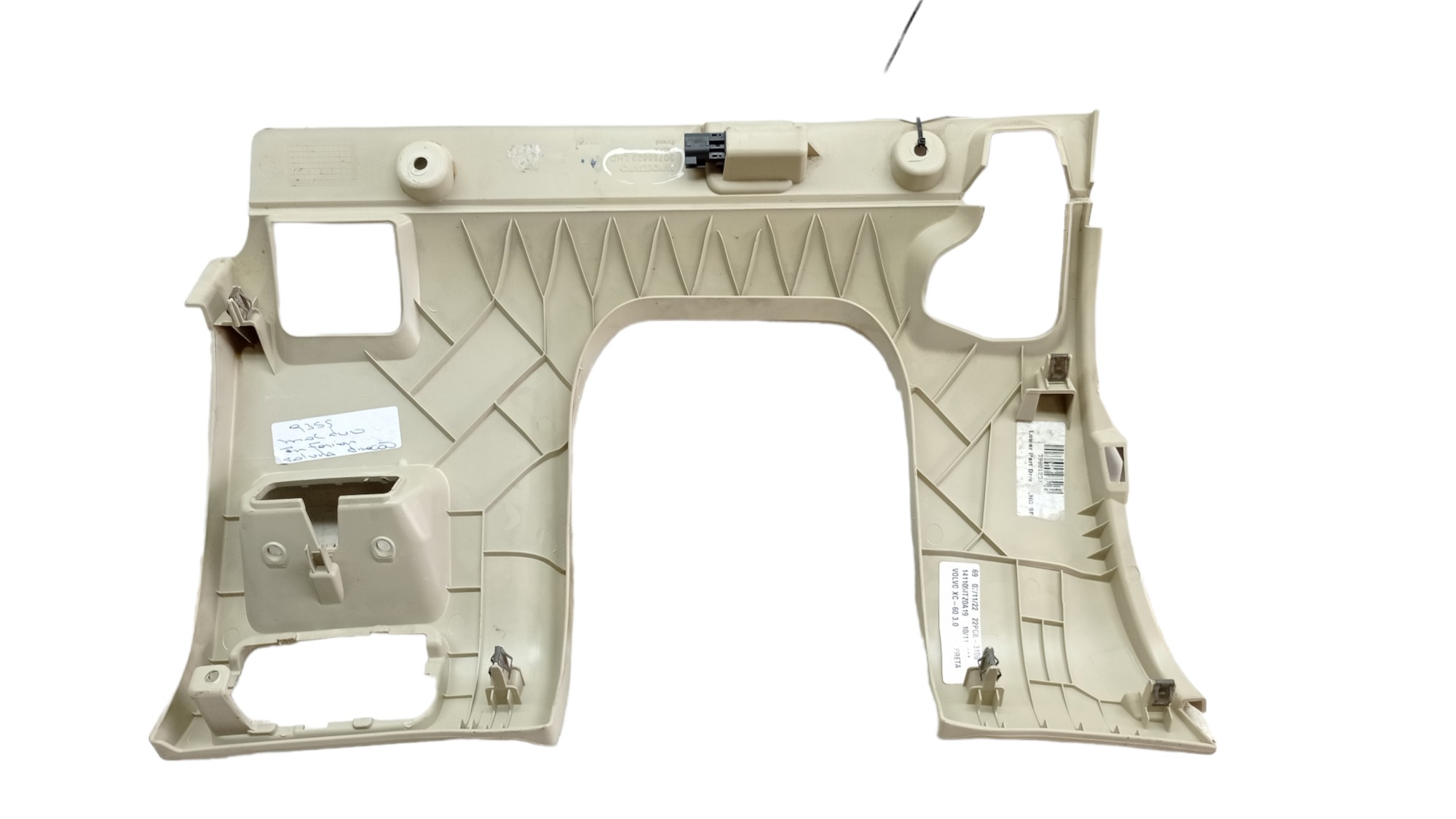 Acabamento Inferior Do Painel  Volvo Xc60 2011 P/ Recuperar 4