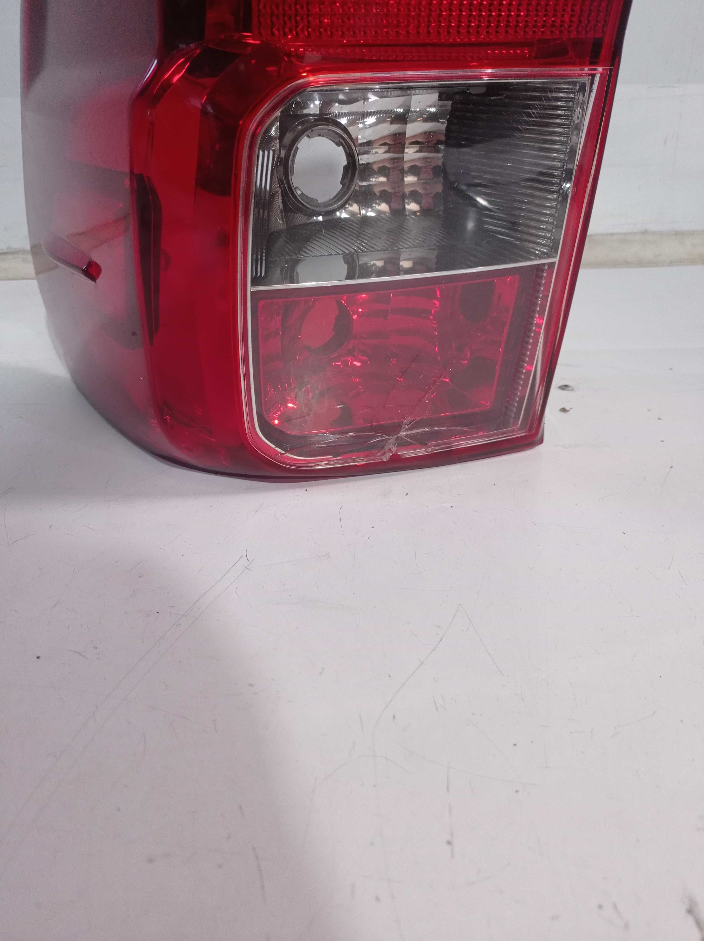 LANTERNA TRASEIRA ESQUERDA TOYOTA HILUX 2016 A 2018 2
