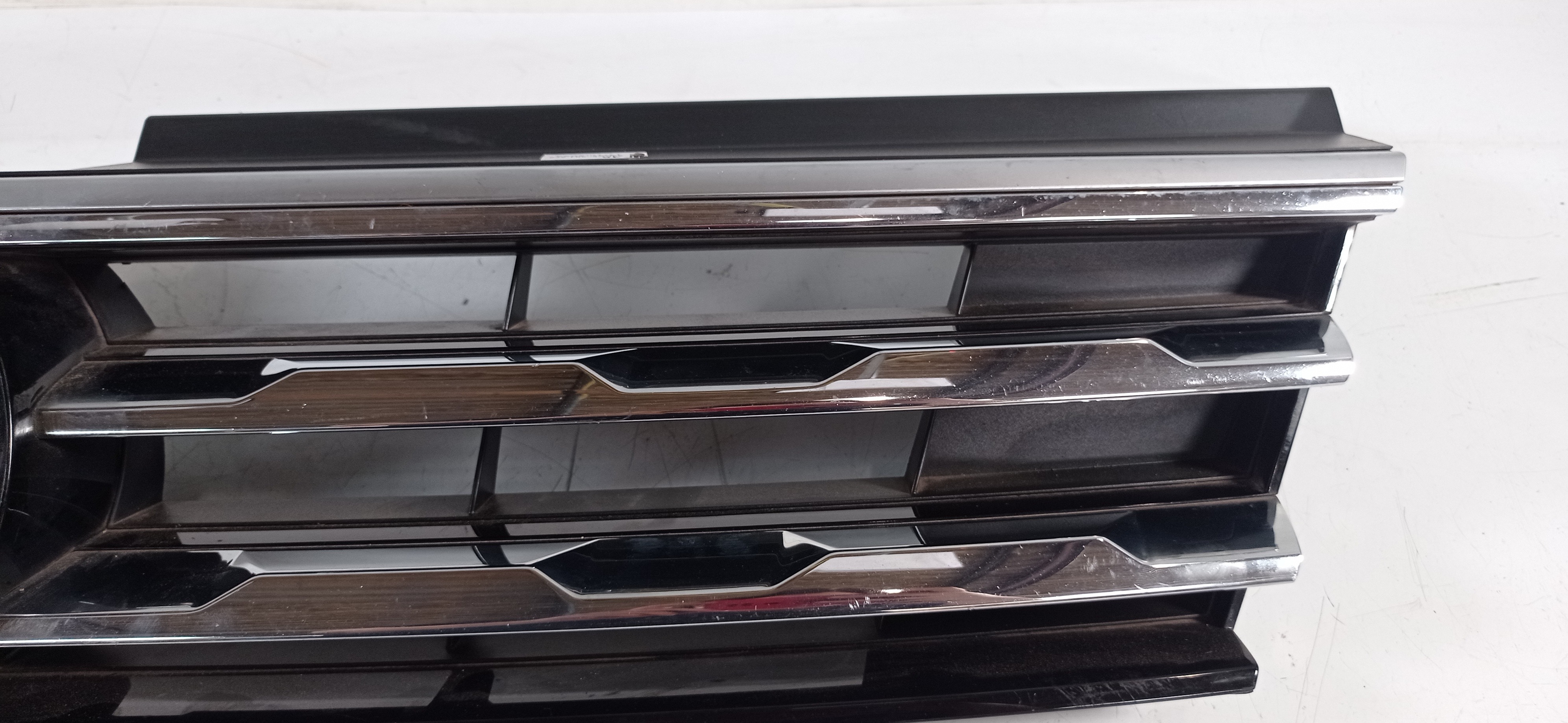 Grade Radiador Vw Tiguan R-line 350 2018 A 2020 Para Recu 2