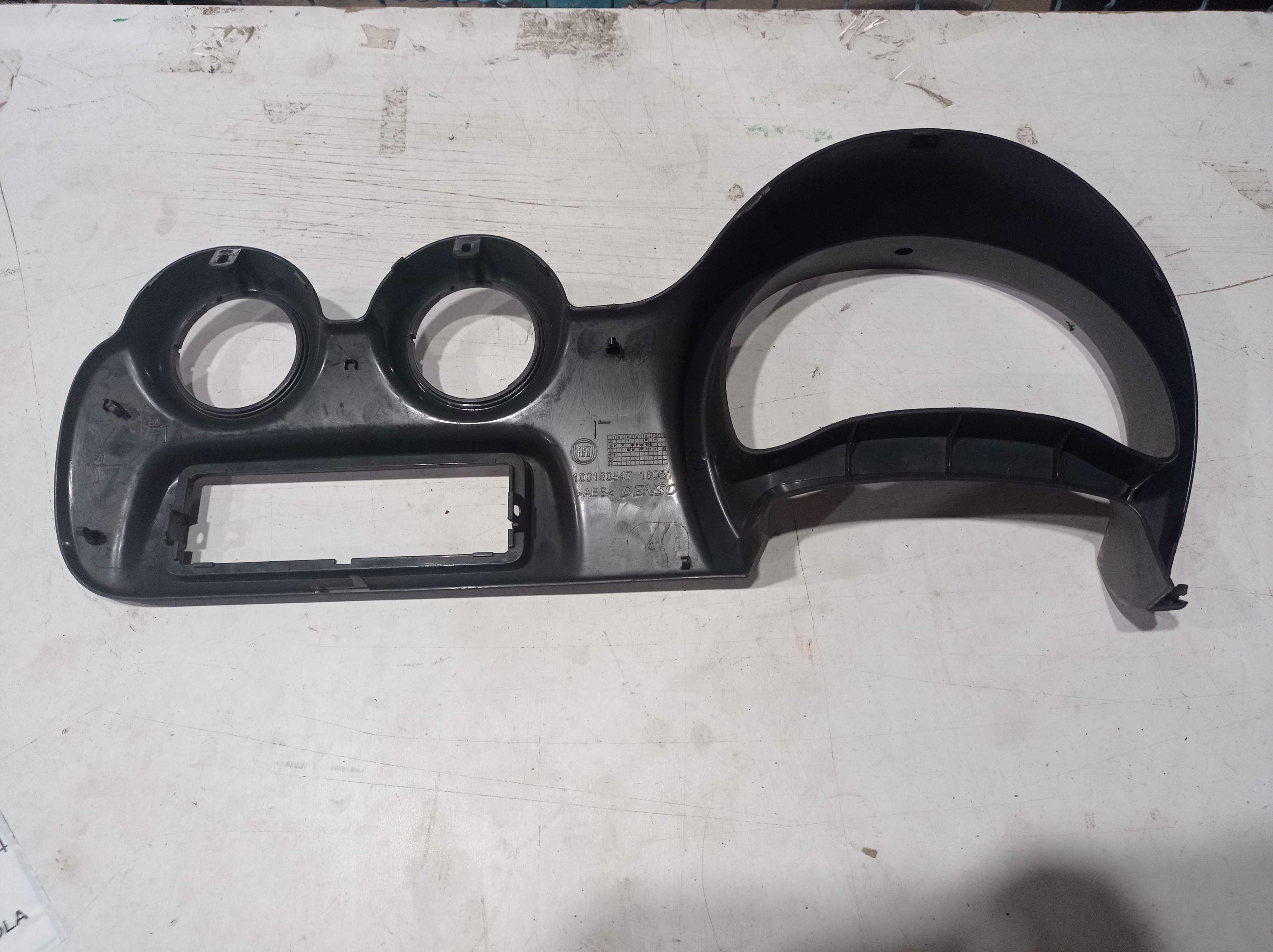 MOLDURA PAINEL CENTRAL FIAT UNO 2014 2