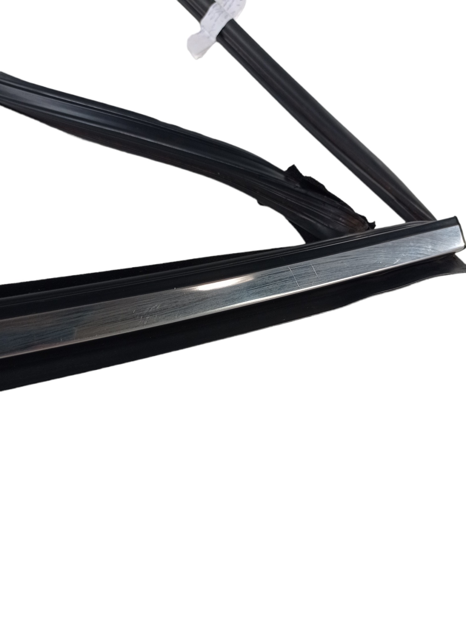 Borracha Com Friso Cromado Porta Tras Esq Ford Fusion 14/15 4