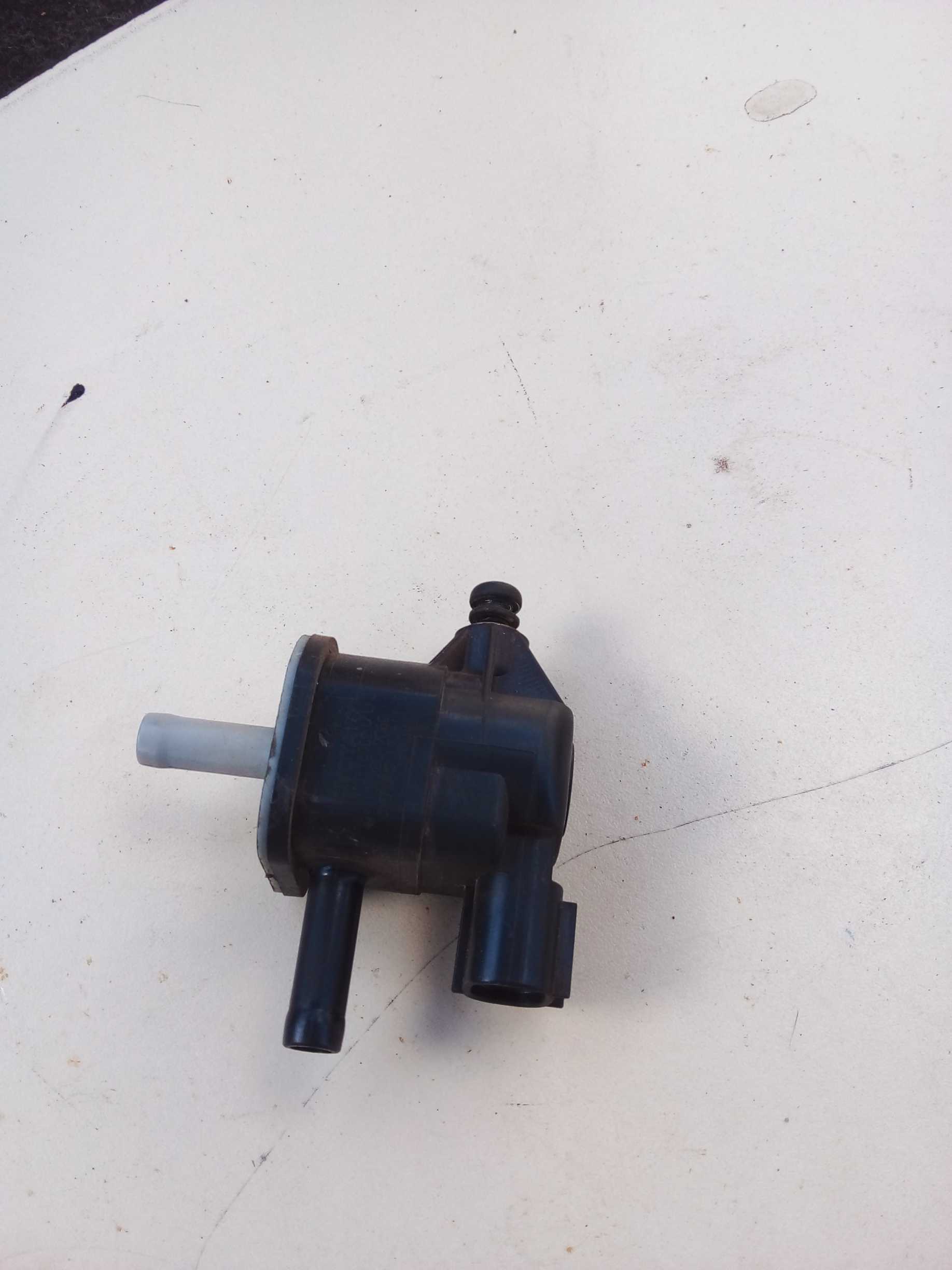 VÁLVULA CANISTER SONELOIDE ETIOS 2018  1.5  90910TC002