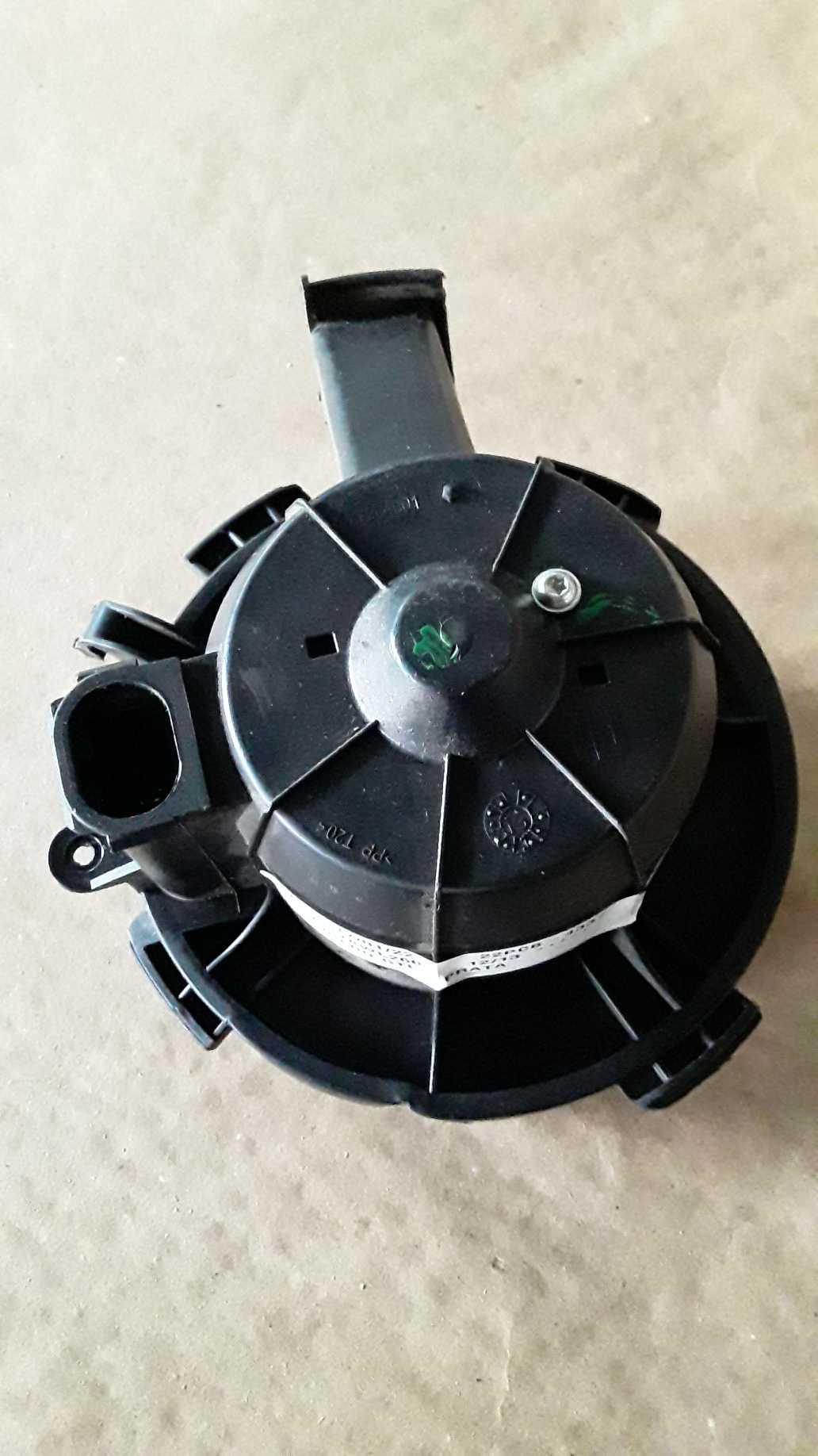 Y7204001 Motor Ar Forçado Renault Sandero Gtl 2012/2013 3