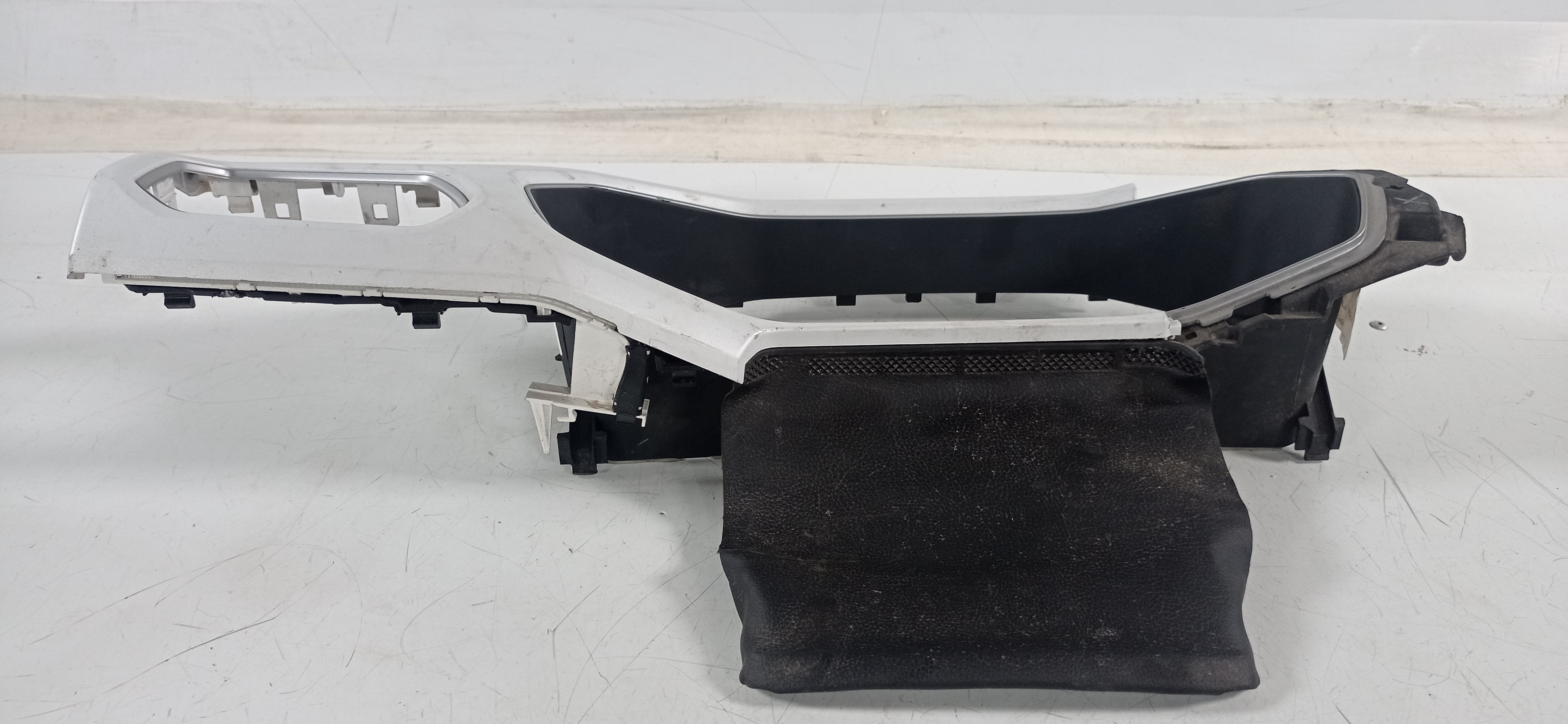 Moldura Painel Instrumentos Vw Taos 2021 2022 C/detalhes 6