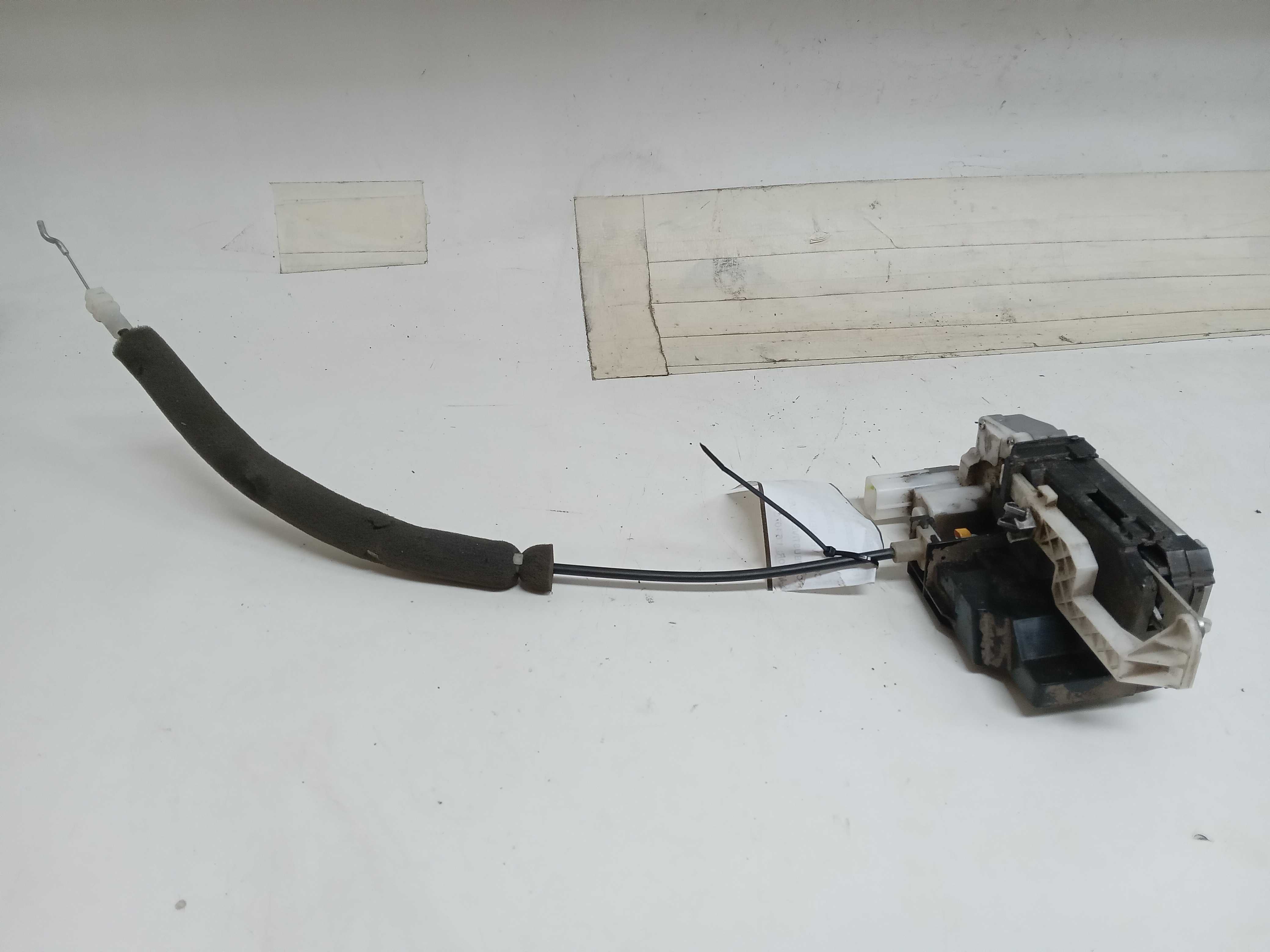 FECHADURA PORTA TRAS LD FORD FIESTA 2014 2