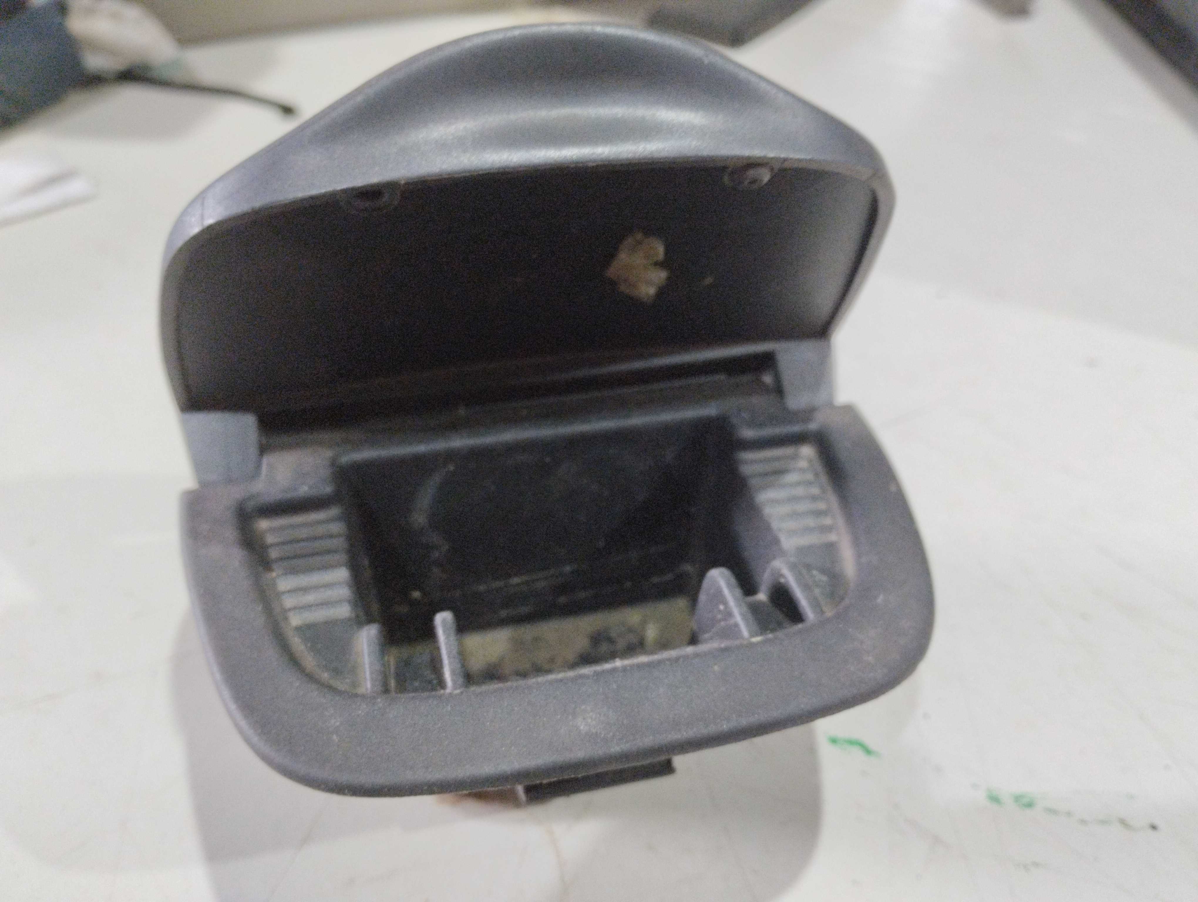 Cinzeiro console Peugeot 206 207 2011 2