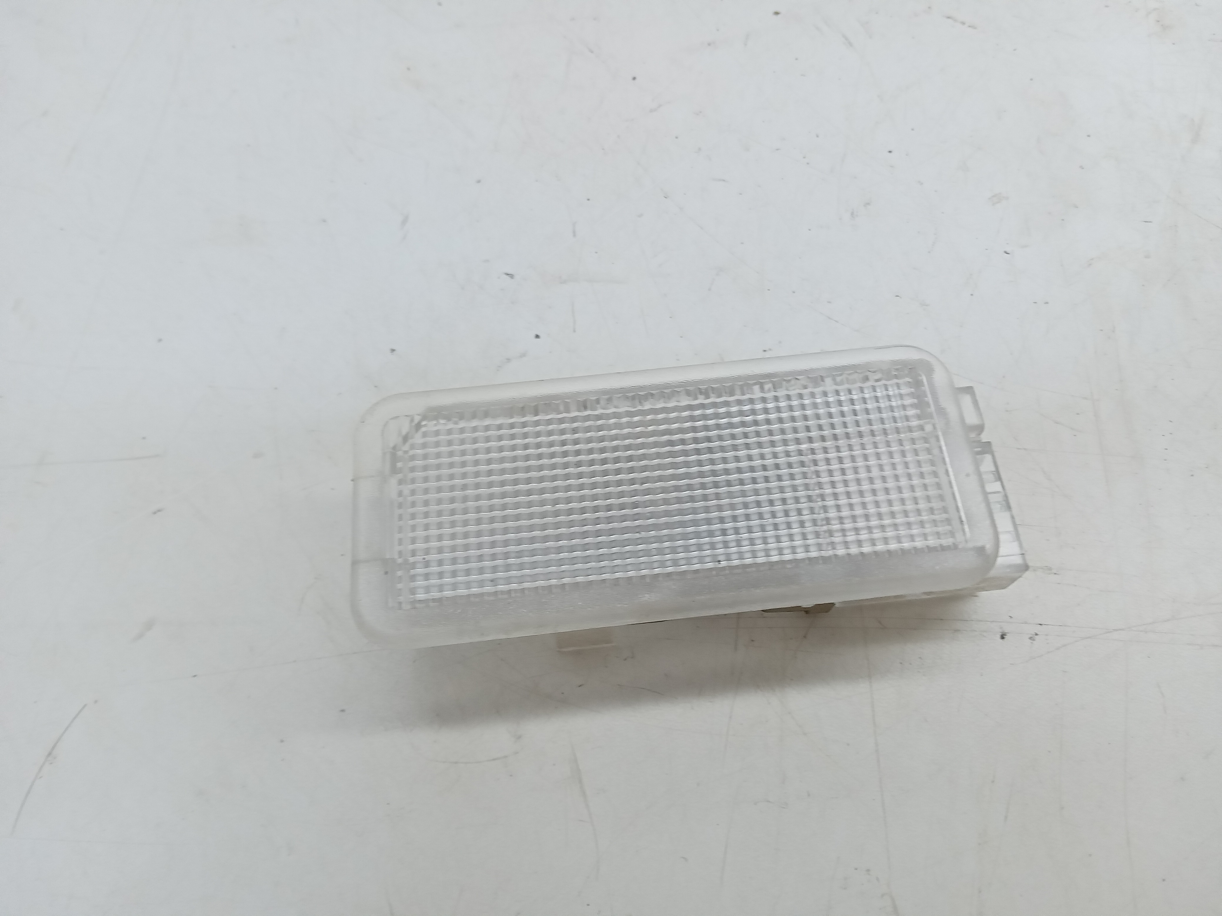 ILUMINAÇÃO TRASEIRA BAGAGITO Citroën C3 2009 1