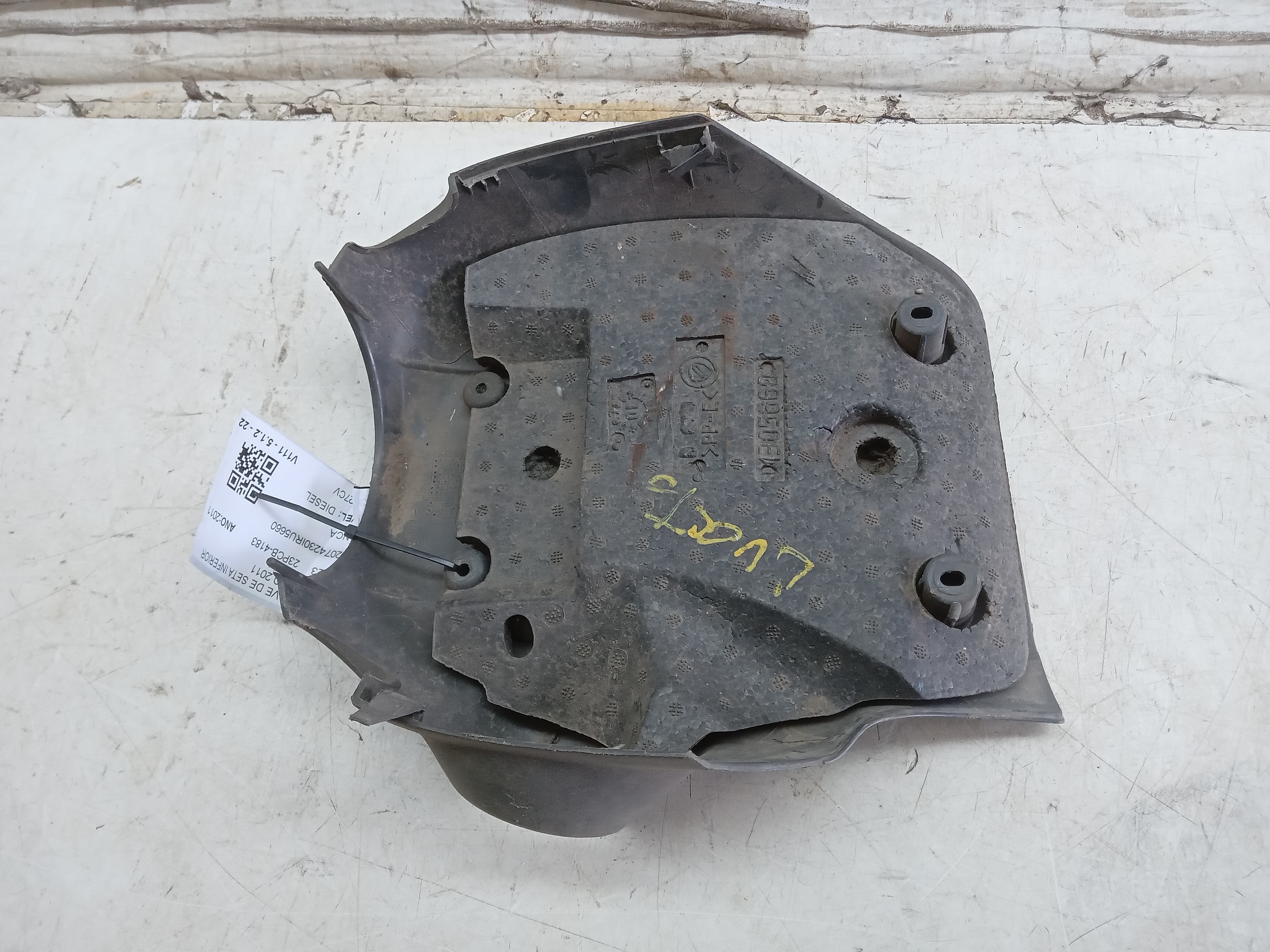 ACABAMENTO CHAVE SETA INFERIOR FIAT DUCATO CARGO 2011 2