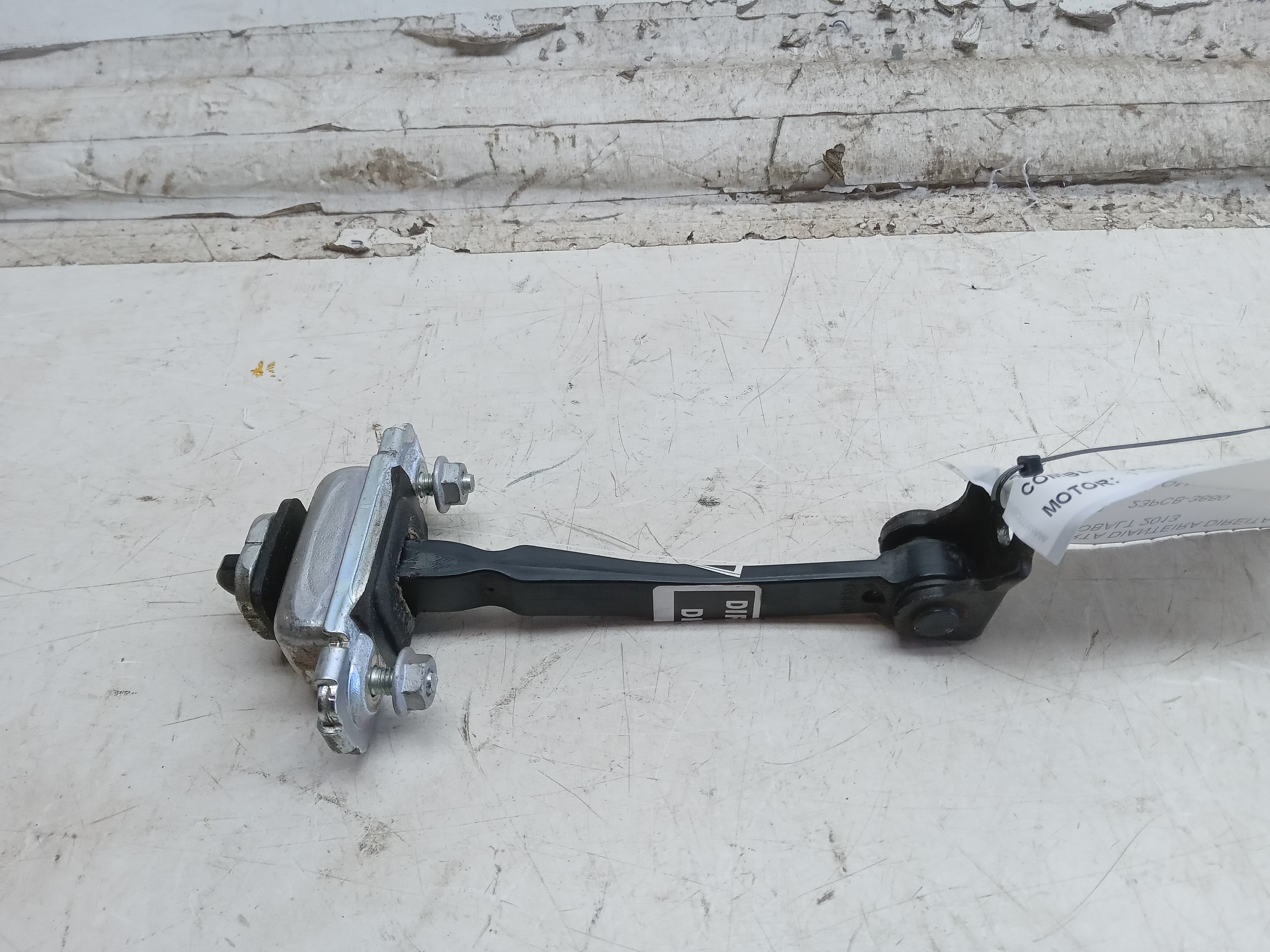 LIMITADOR PORTA DIANTEIRA DIREITA CHEVROLET COBALT 2013 2