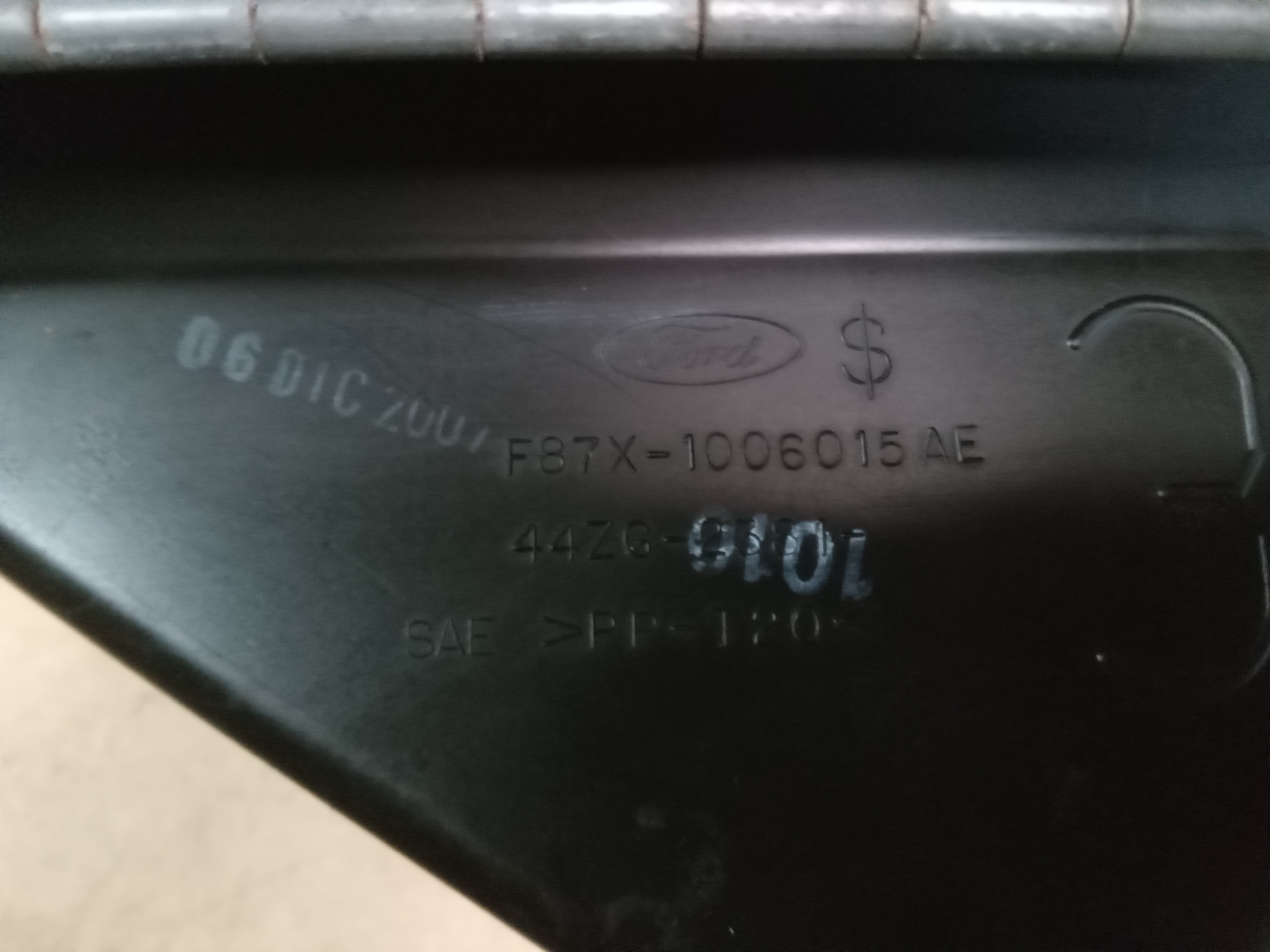 PORTA LUVAS FORD RANGER 2008 3