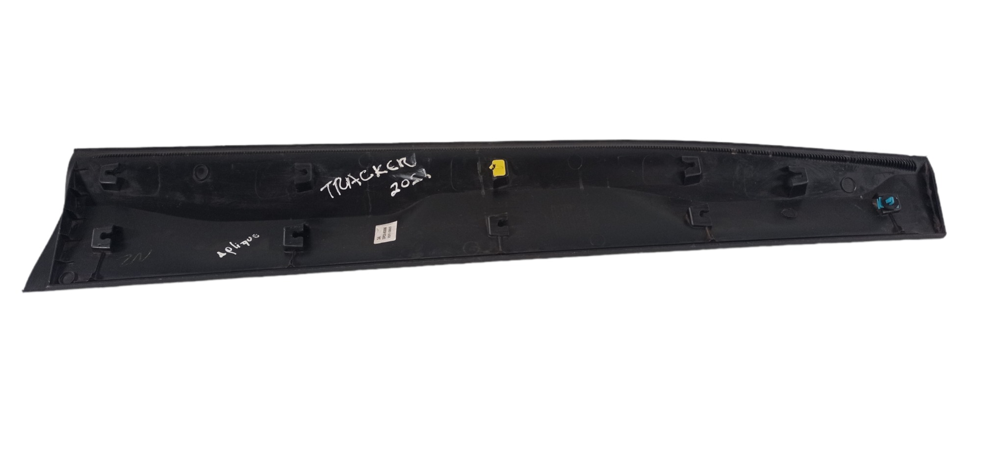 Moldura Friso Porta Dianteira Esquerda Gm Tracker 2019 2023 7
