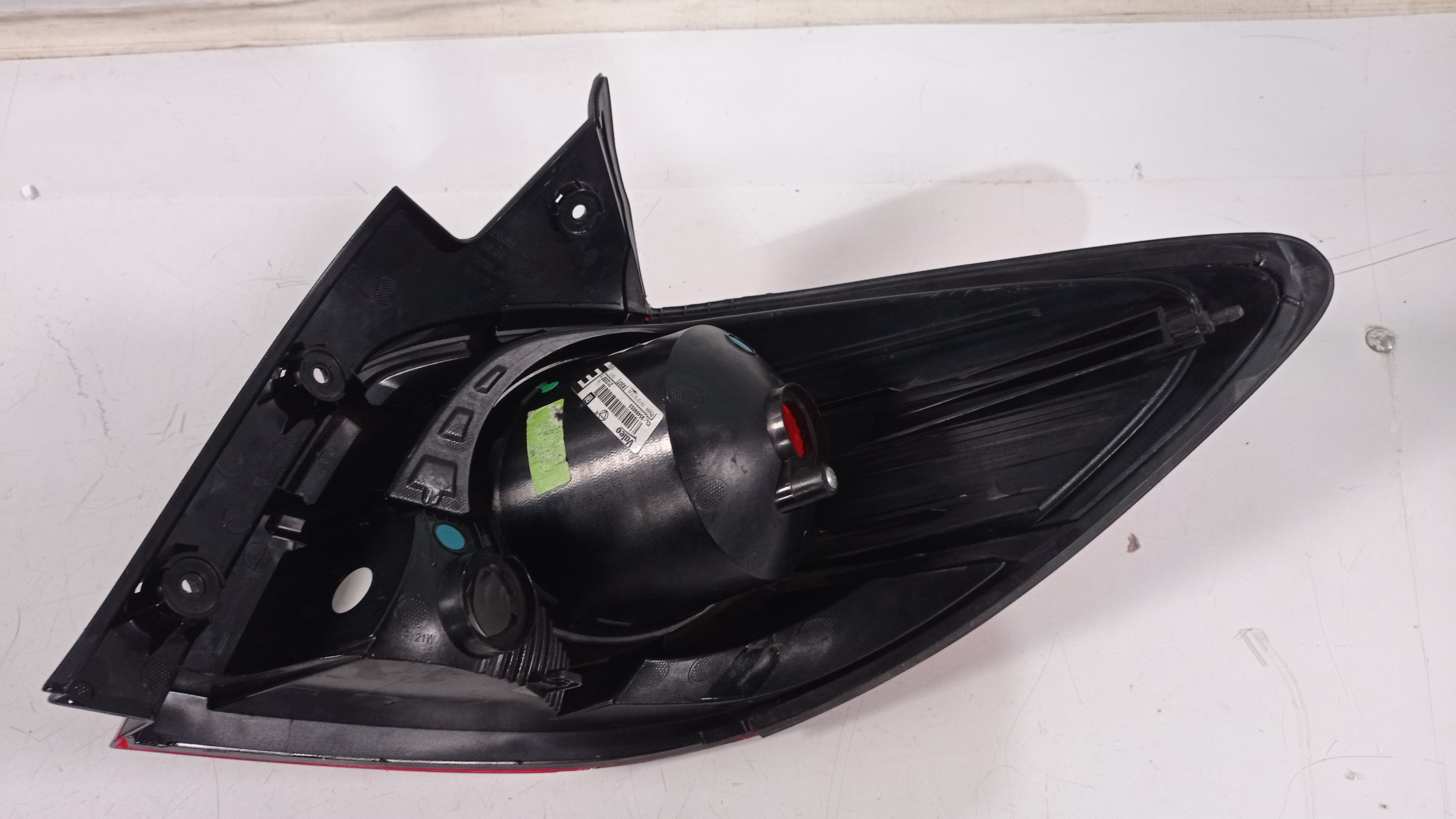 Lanterna Tras Esquerda Gm Cruze Hatch 2012 A 2016 Recuperada 10