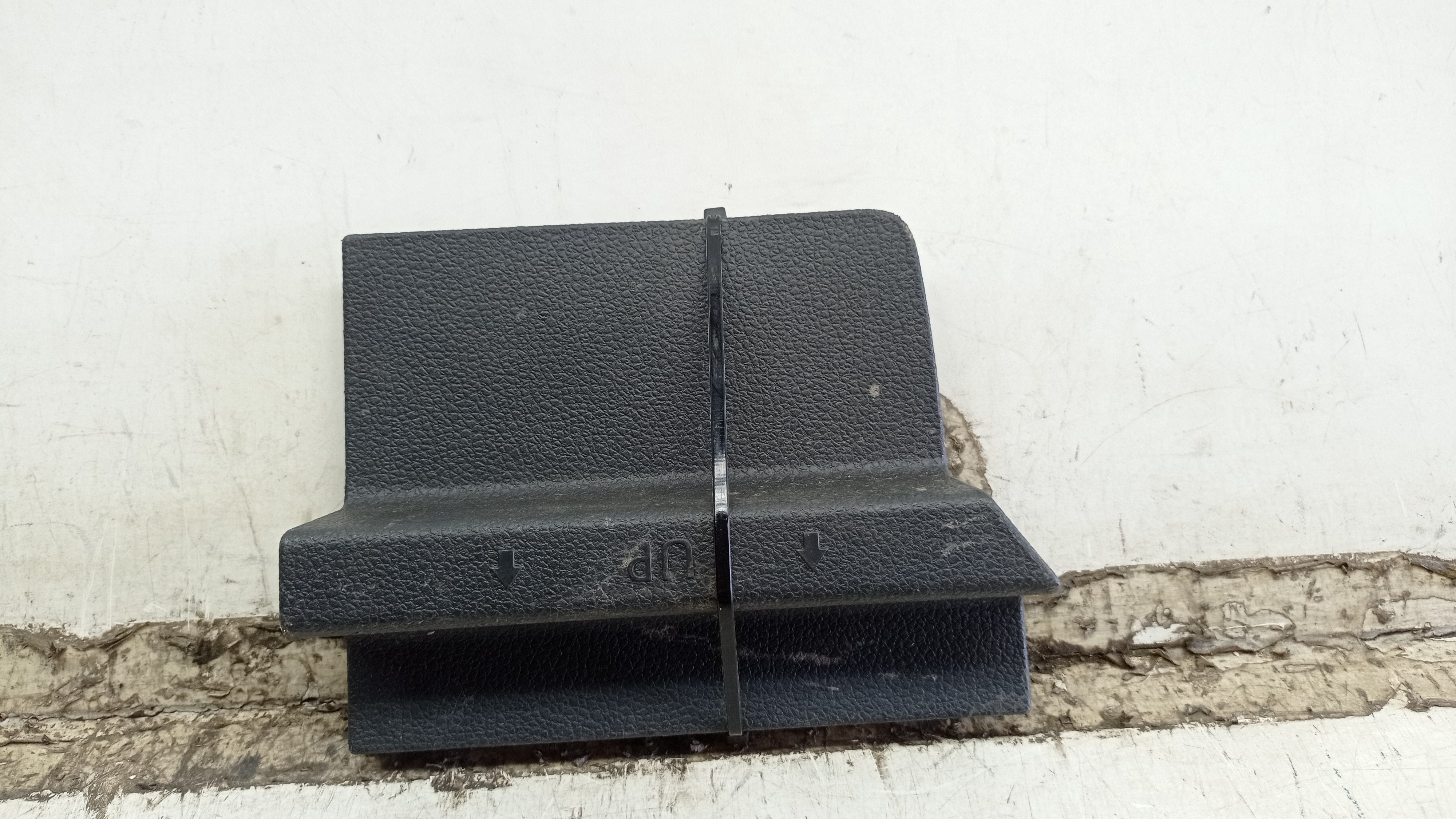 5g6867462a  Tampa Acabamento Bagagito Vw Golf Tsi 2014 1