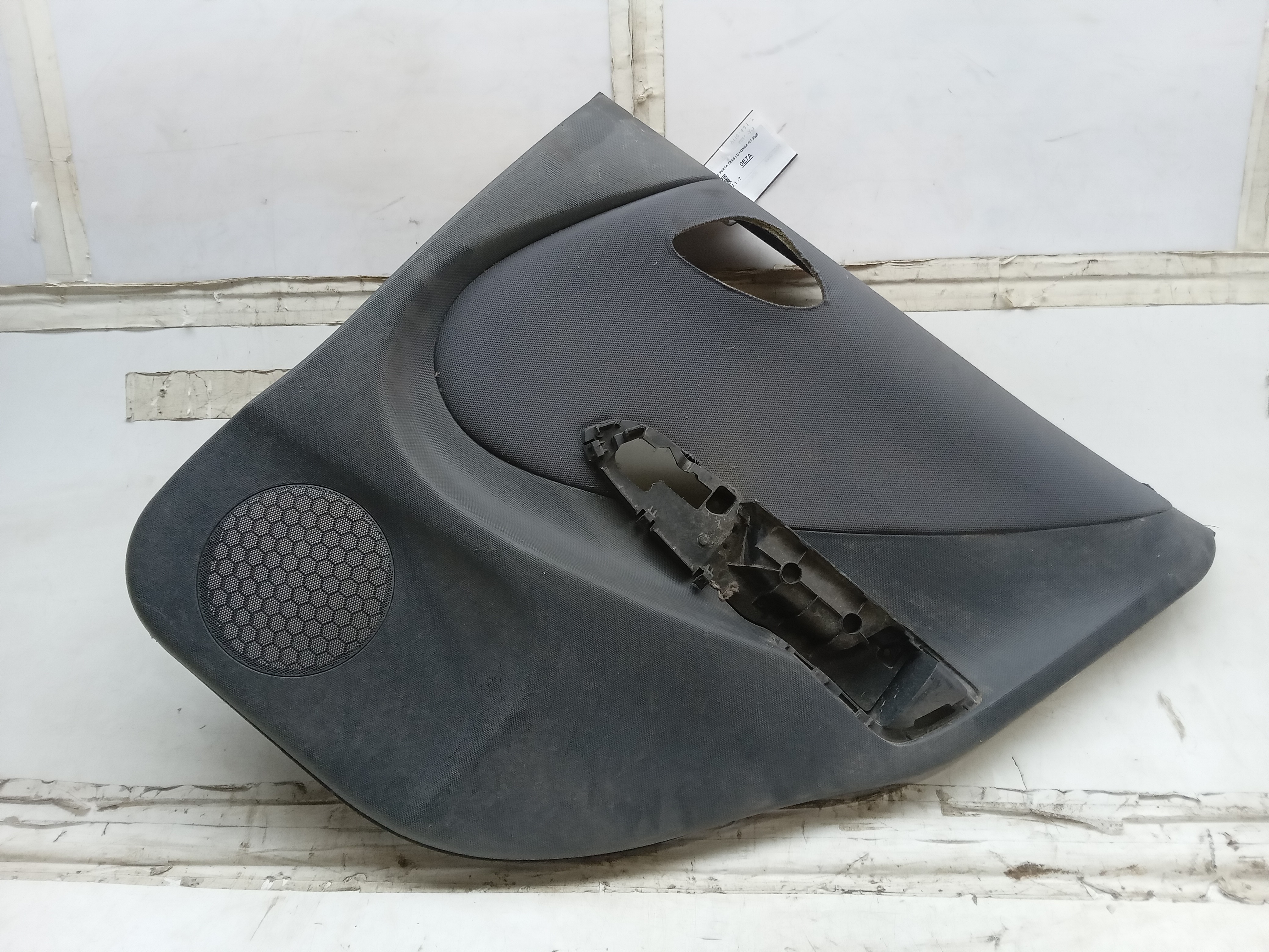 FORRO PORTA TRAS LD Honda Fit 2005 1