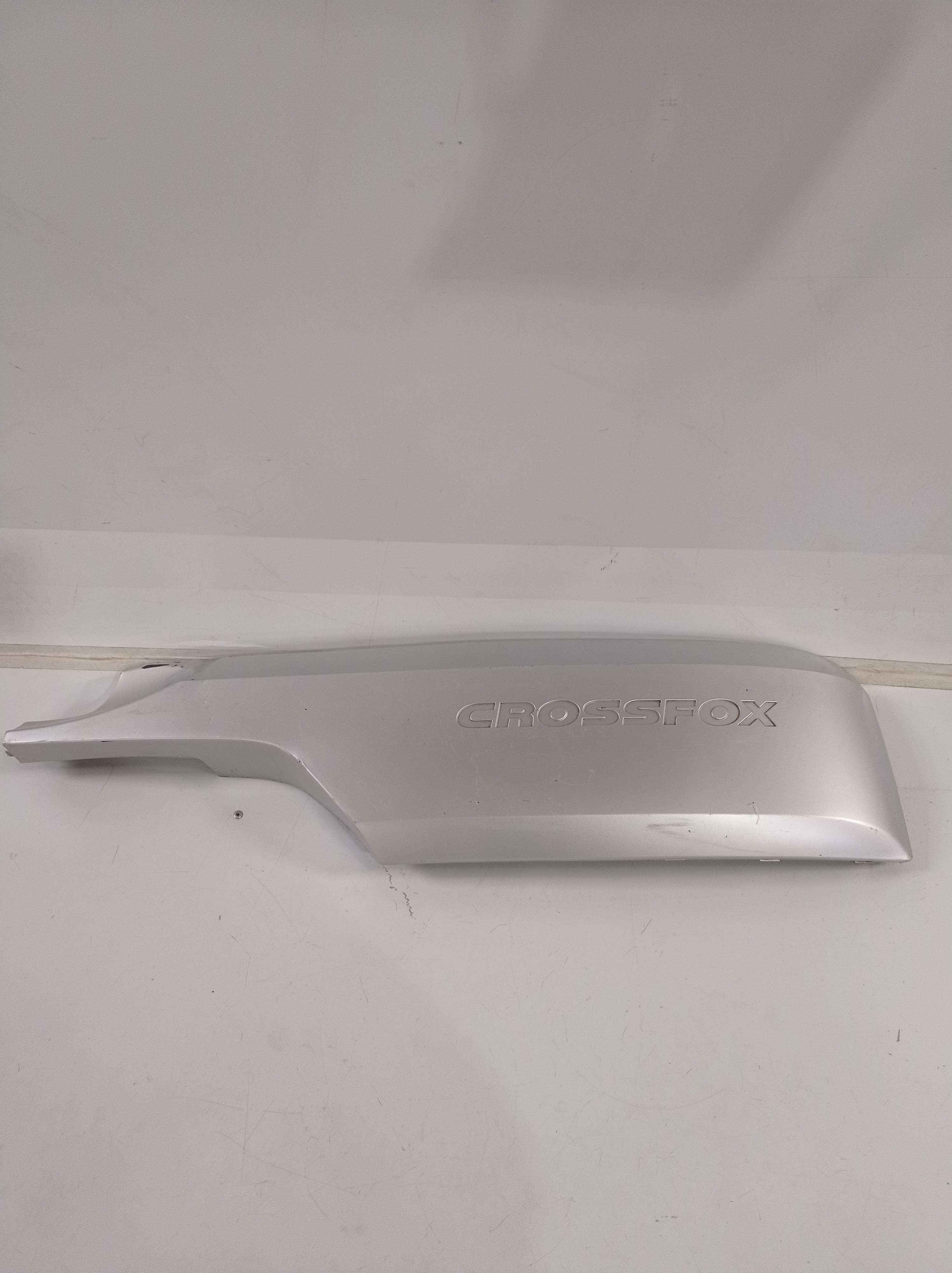 5z6807788 Moldura Estepe Traseiro Direito Crossfox 15/16