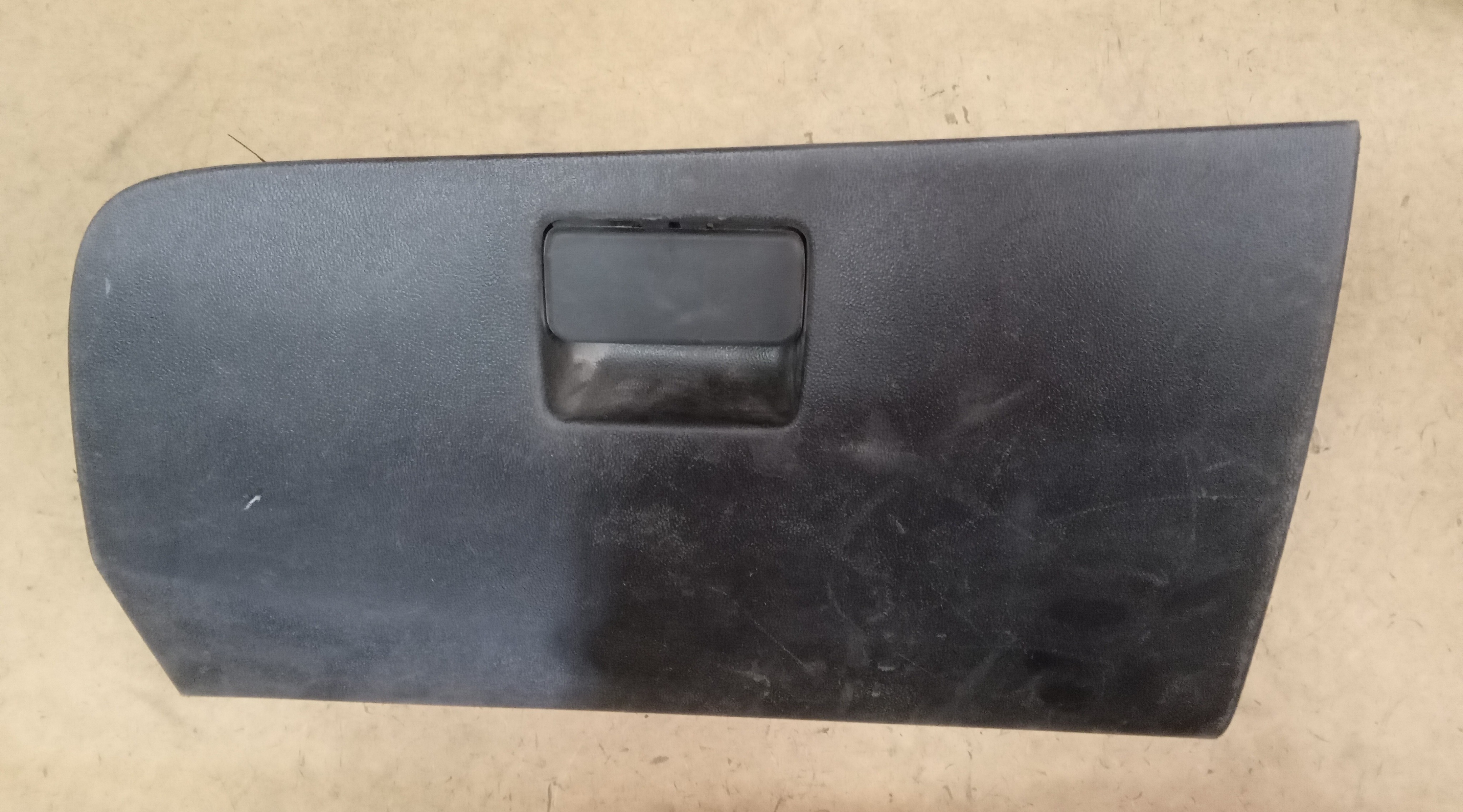 PORTA LUVAS GM ONIX 2020 1
