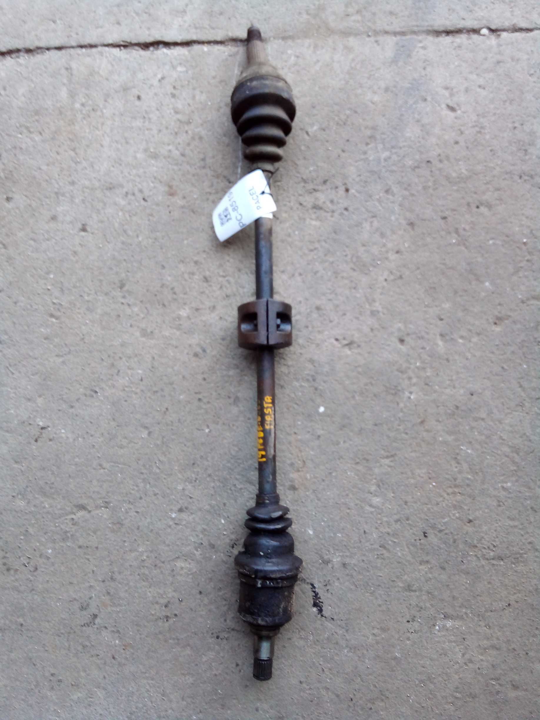 Semi-eixo Ford fiesta lado direito 1995 1