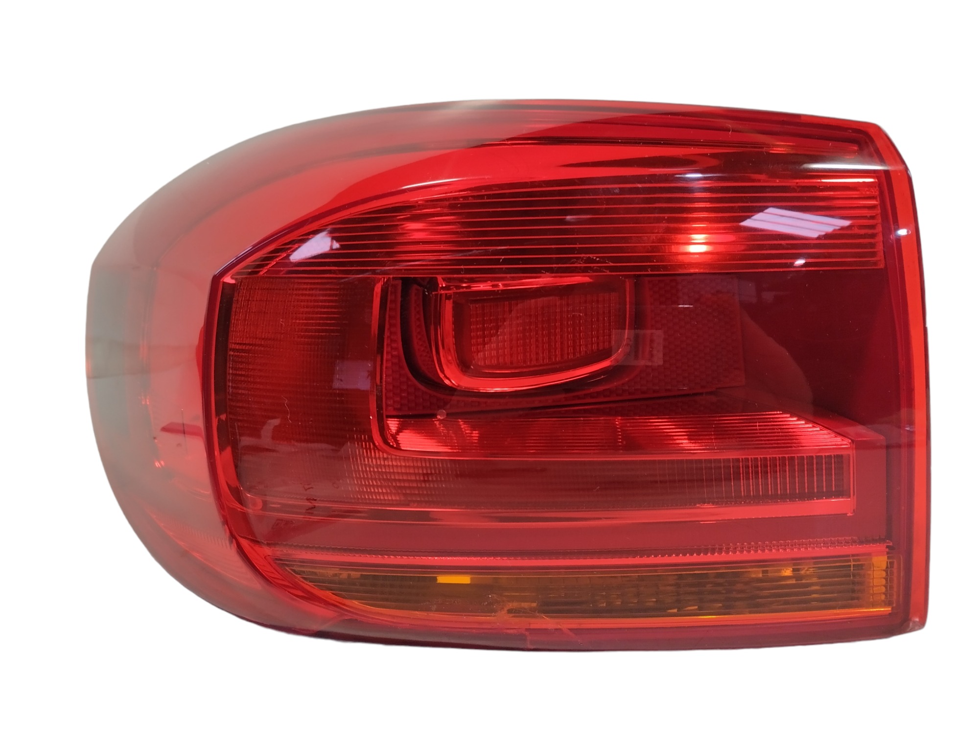 Lanterna Traseira Esquerda Vw Tiguan 2012 A 2015 Recuperada 3
