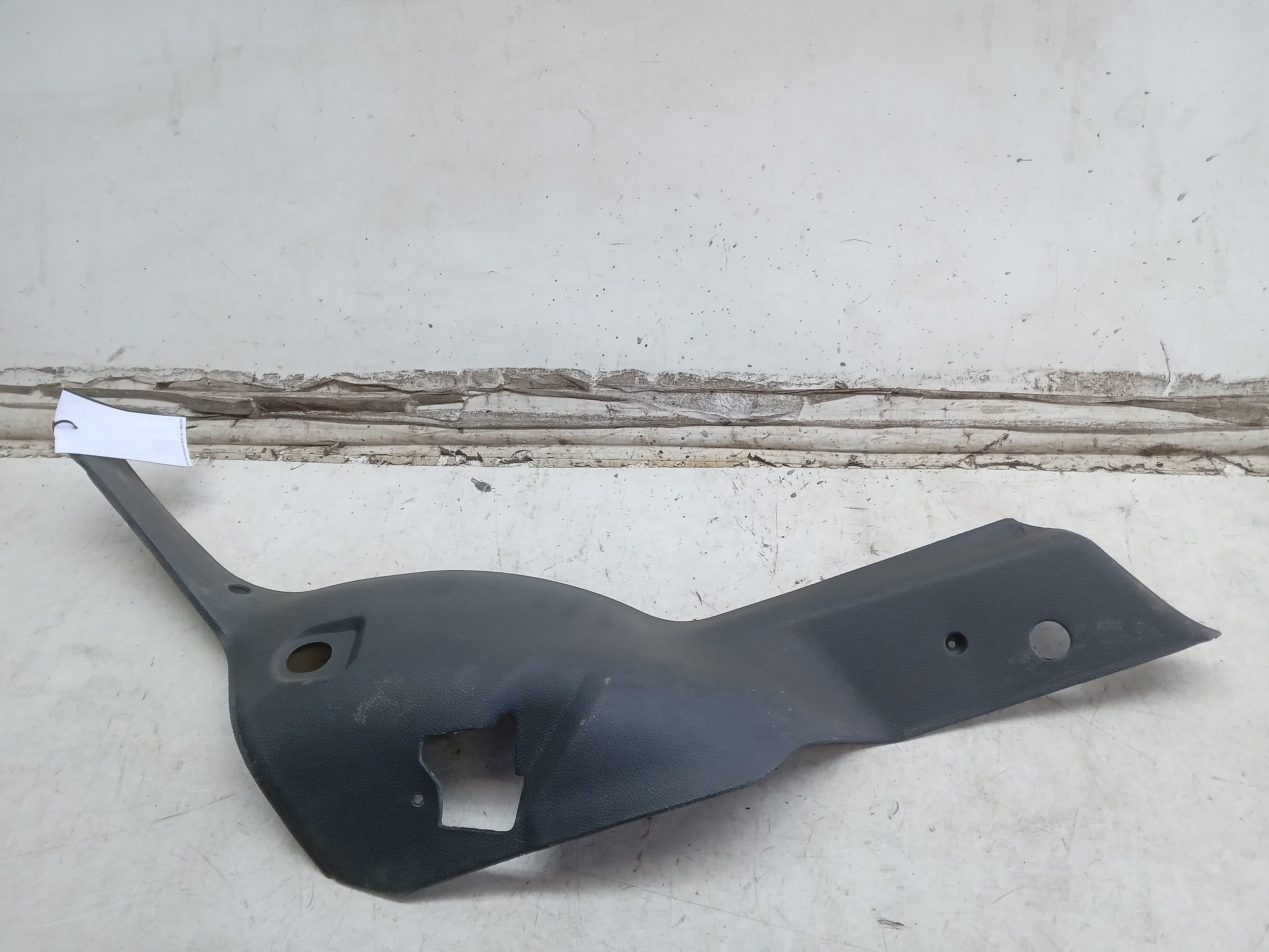 MOLDURA ACABAMENTO TRAS LD Fiat Palio 2007