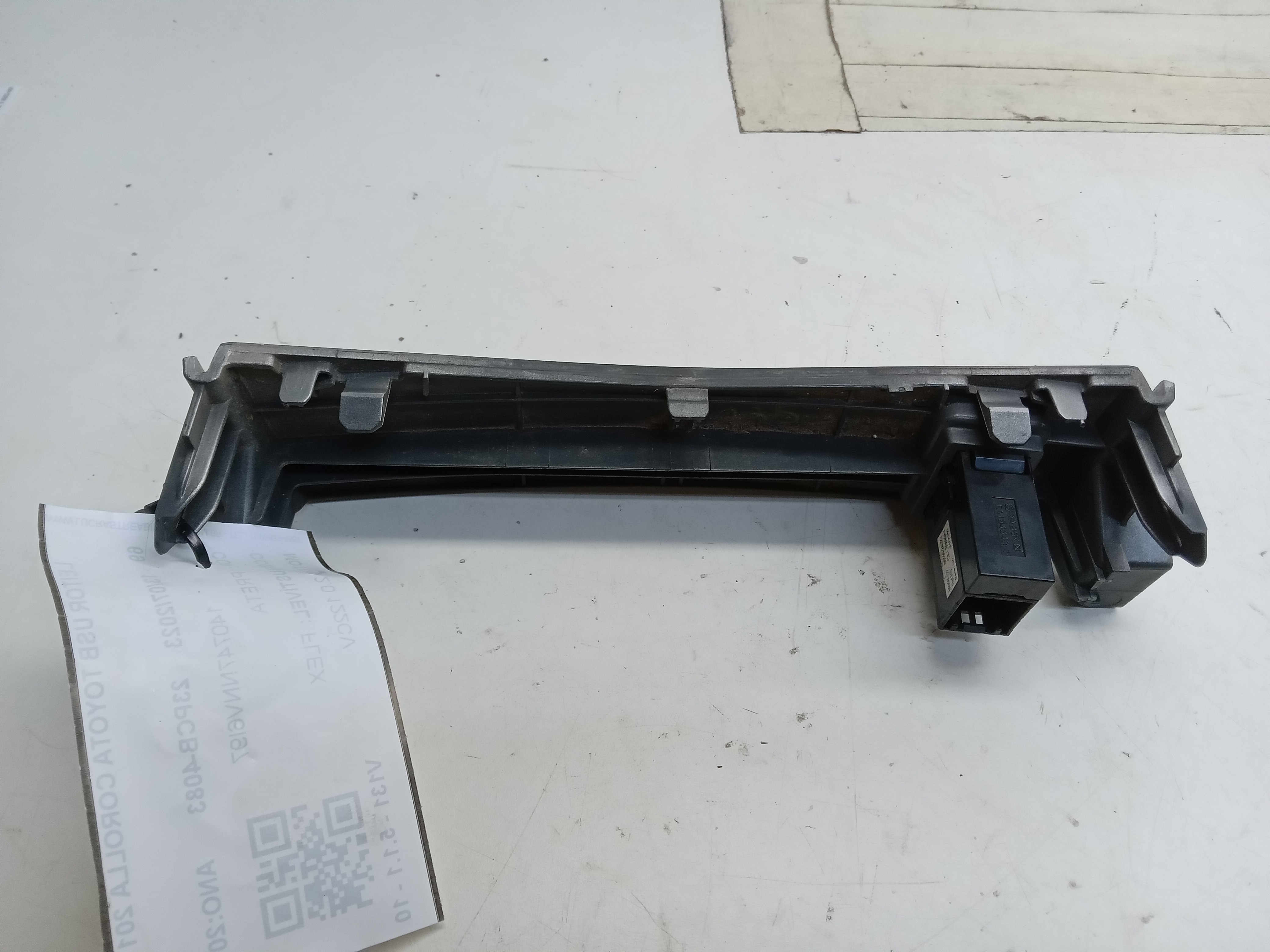 ACABAMENTO CONSOLE CENTRAL COM USB TOYOTA COROLLA 2011 2