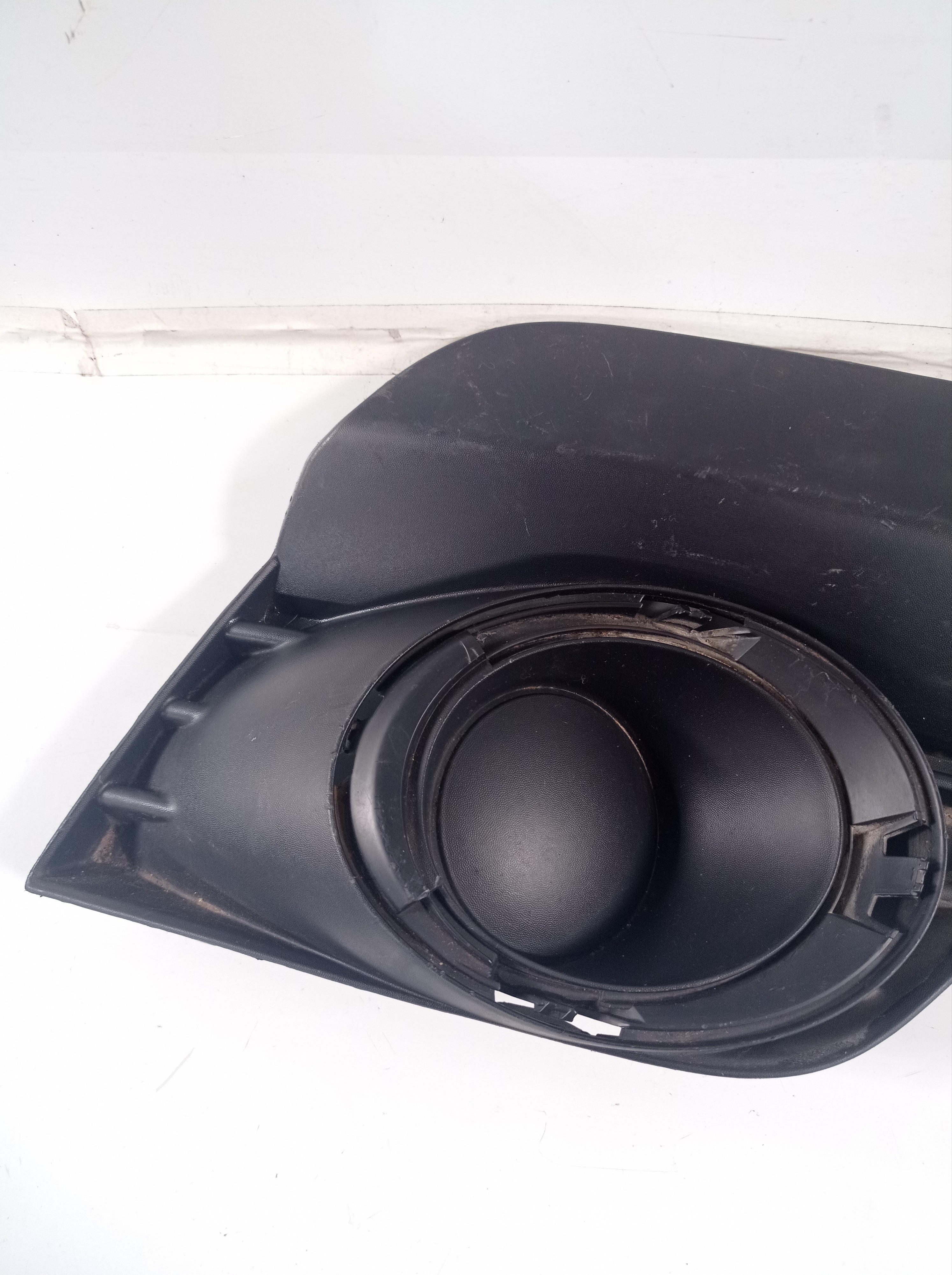 263317695r Moldura Farol Milha Direito Renault Sandero 2020 3
