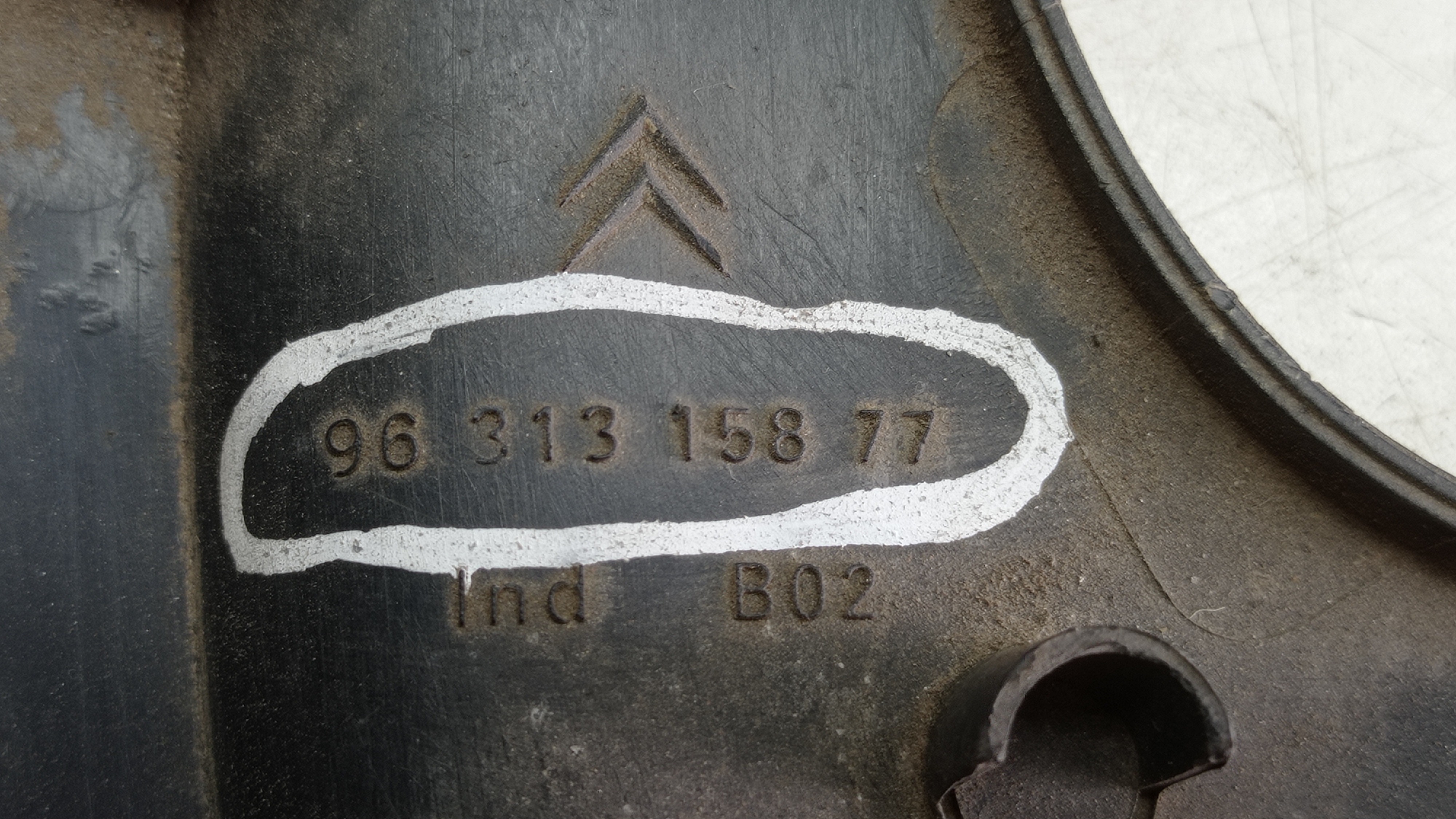 9631315877  Difusor Ar C Moldura Painel Citroen Picasso 06 3