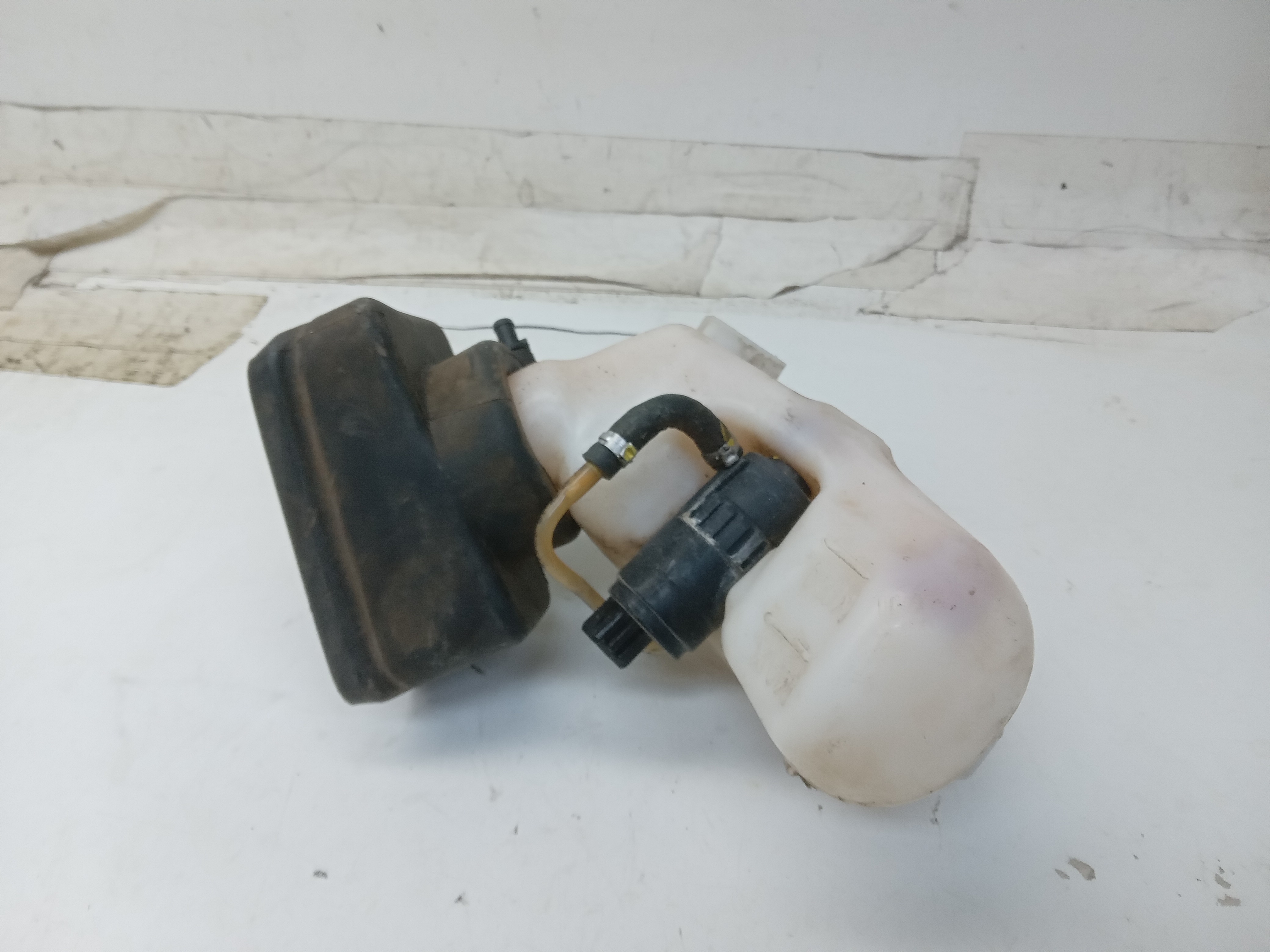 RESERVATÓRIO DE PARTIDA A FRIO CHEVROLET COBALT 2013 2