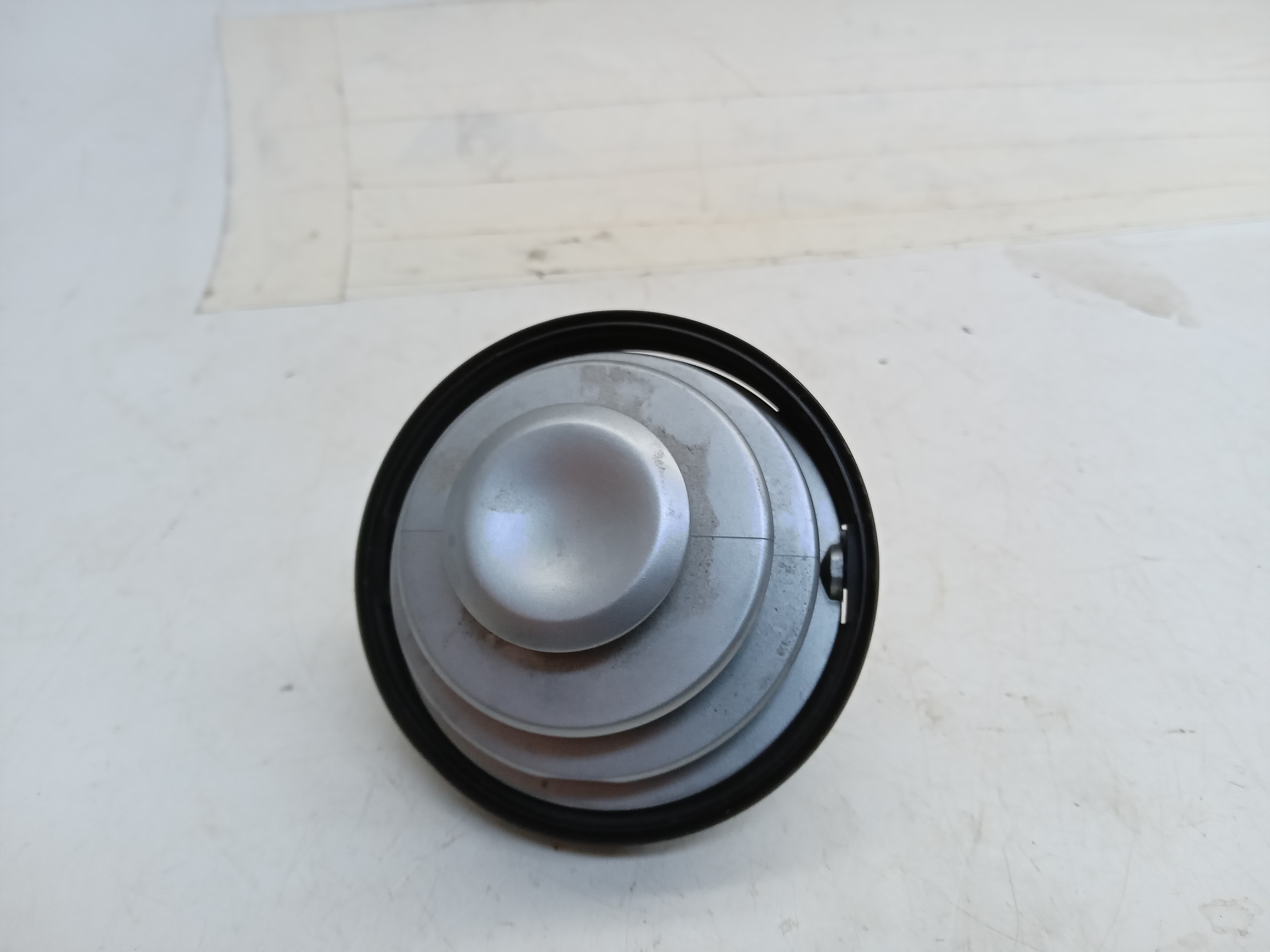 DIFUSOR LADO ESQUERDO MOTORISTA Citroën C3 2009 2