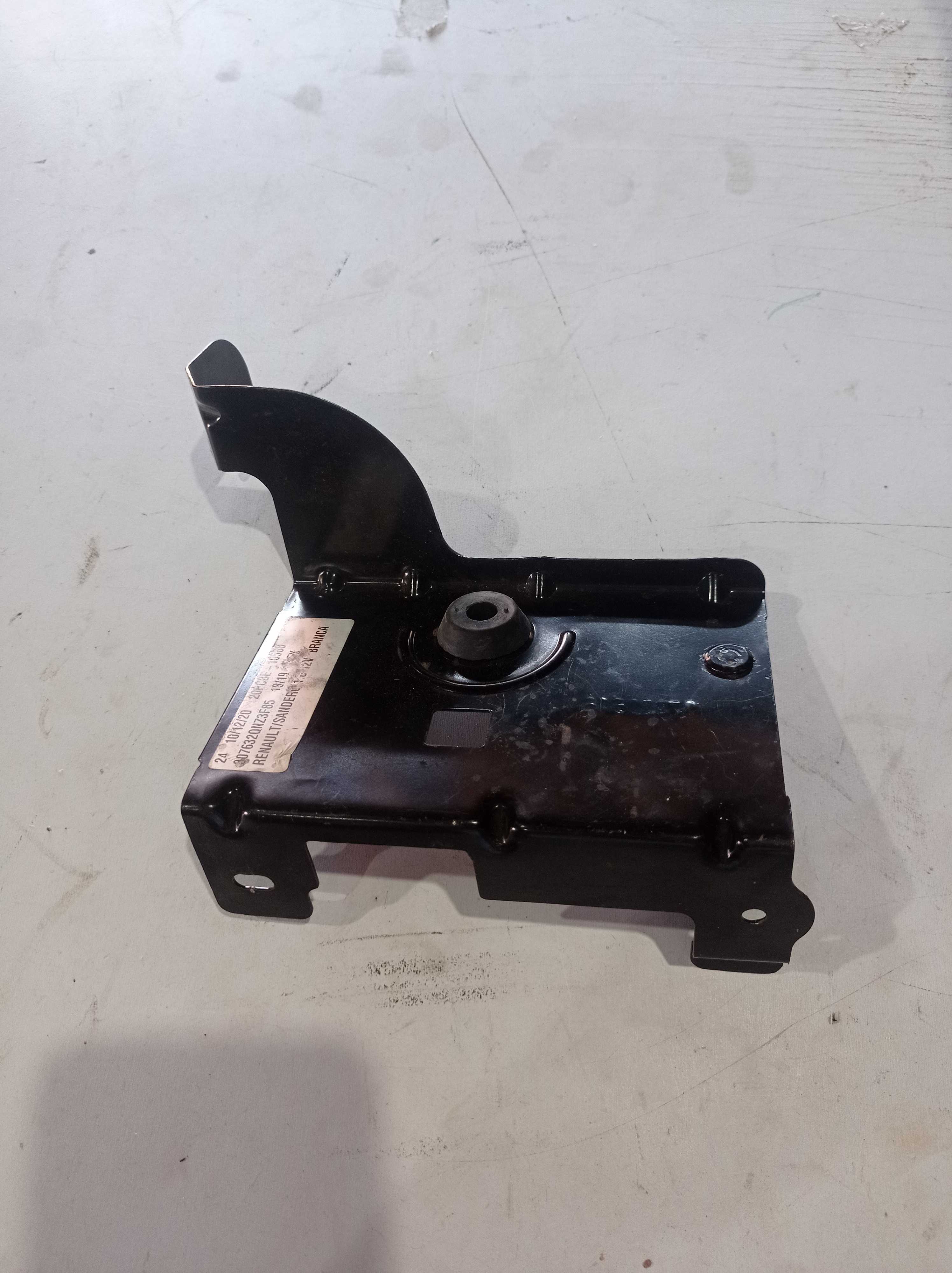 SUPORTE CAIXA FILTRO DE AR RENAULT SANDERO 2019