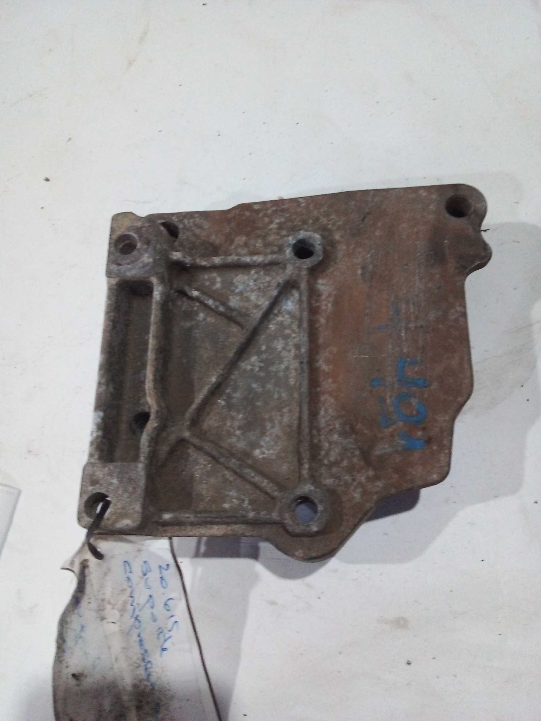SUPORTE COMPRESSOR AR 308 9674773260 2