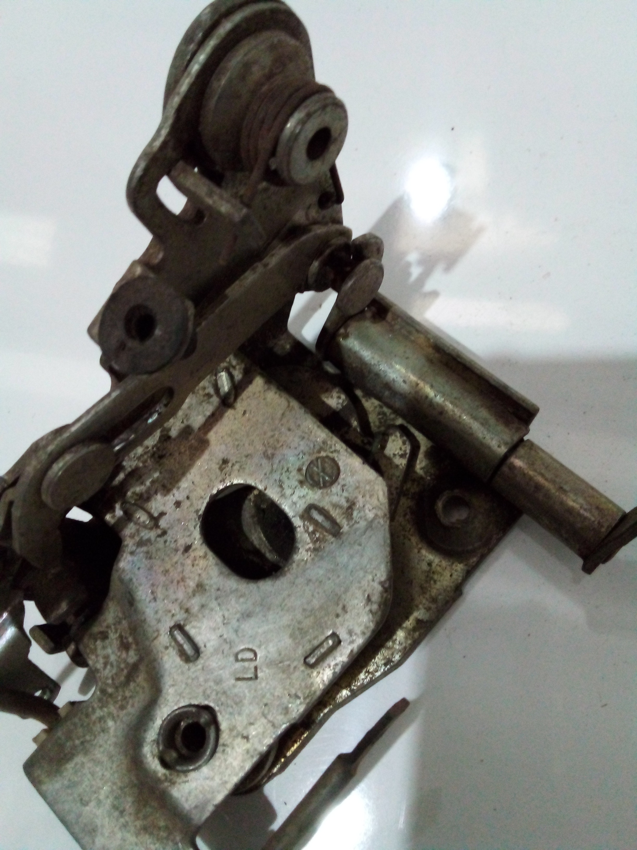 Fechadura Da Porta Lado Direito Do Chevette 1982 3