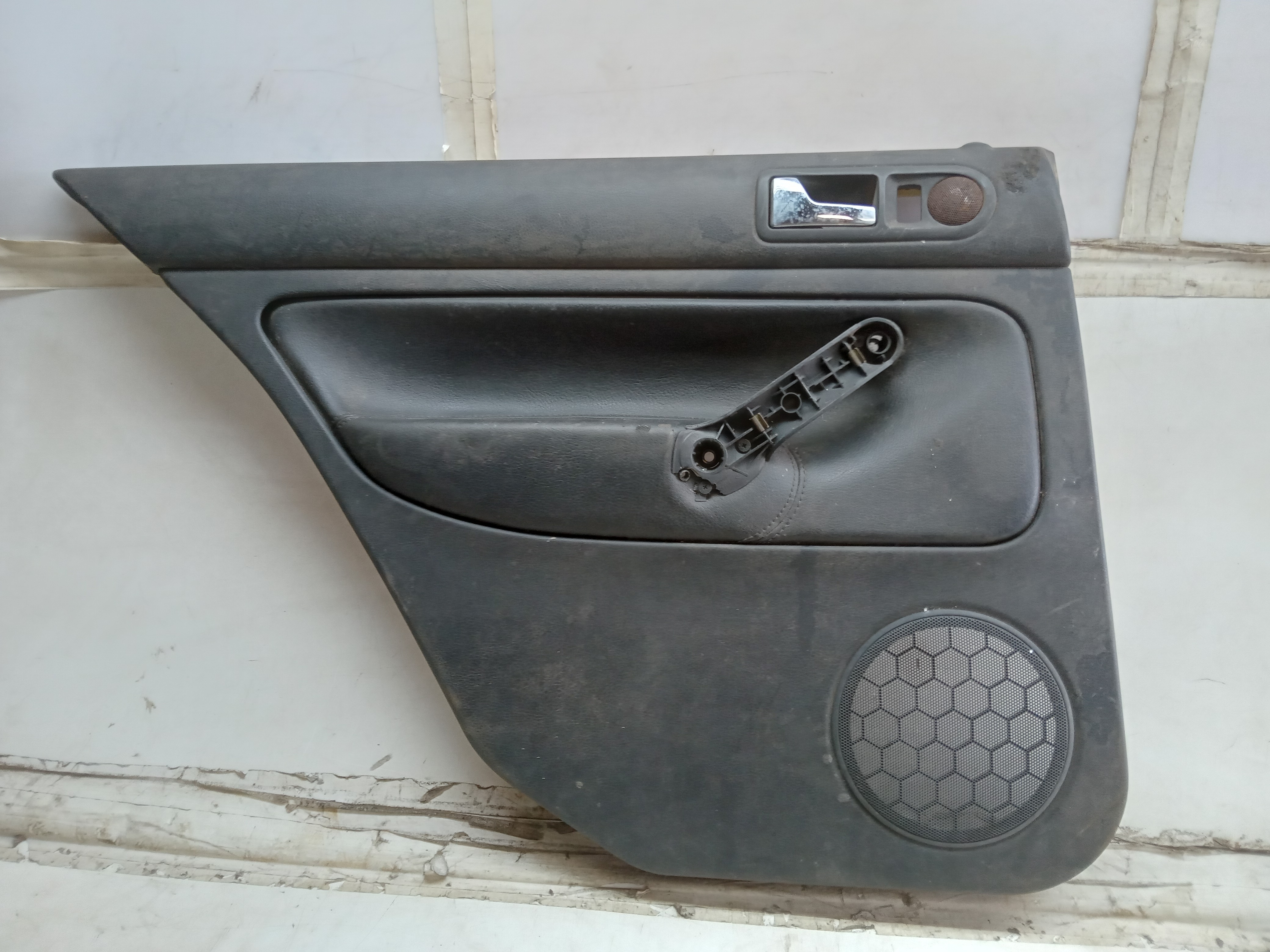 FORRO PORTA TRAS LE VW GOLF 2000 1