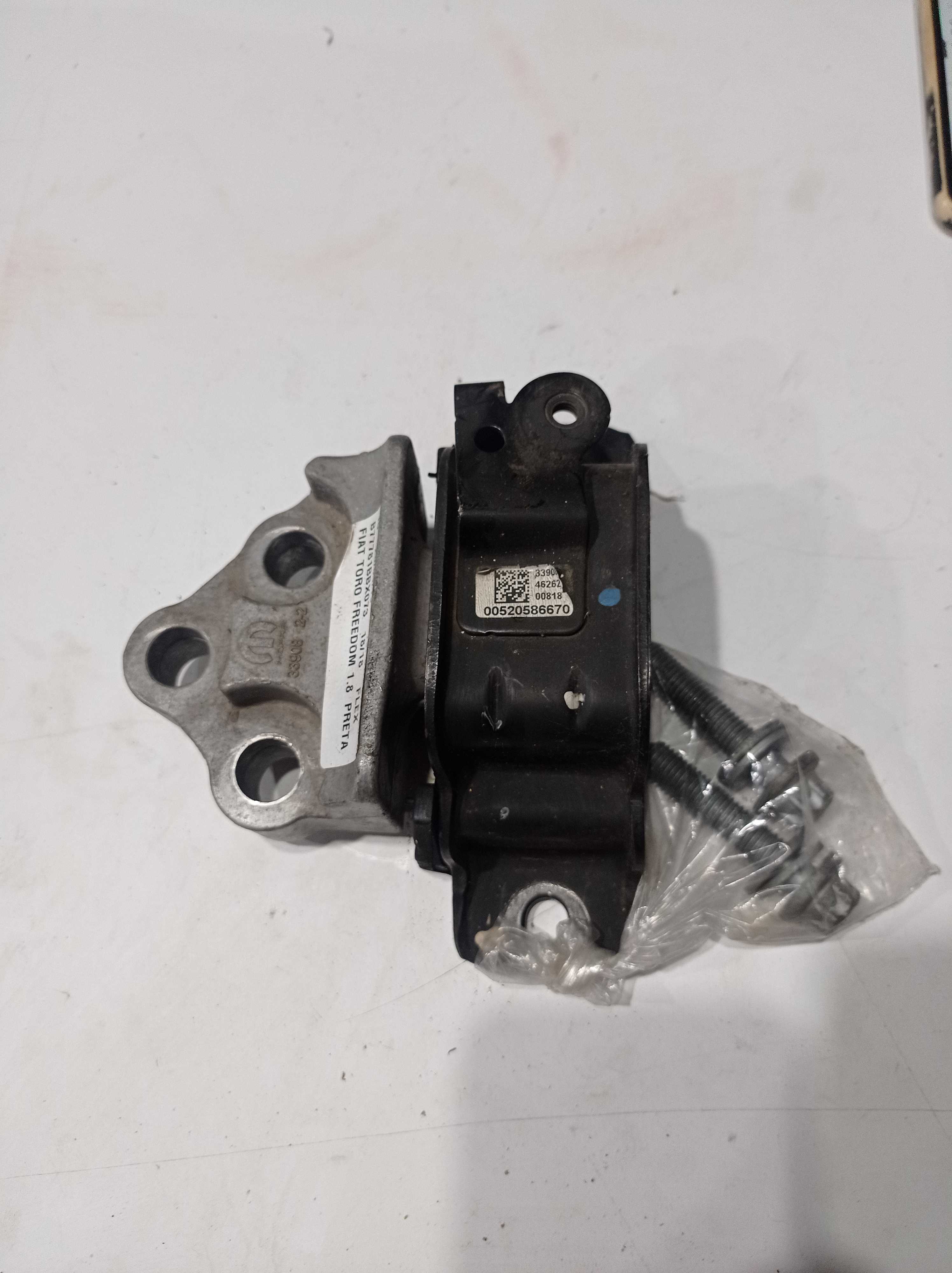 Coxim motor esquerdo Renegade Toro 2018 520686670 2