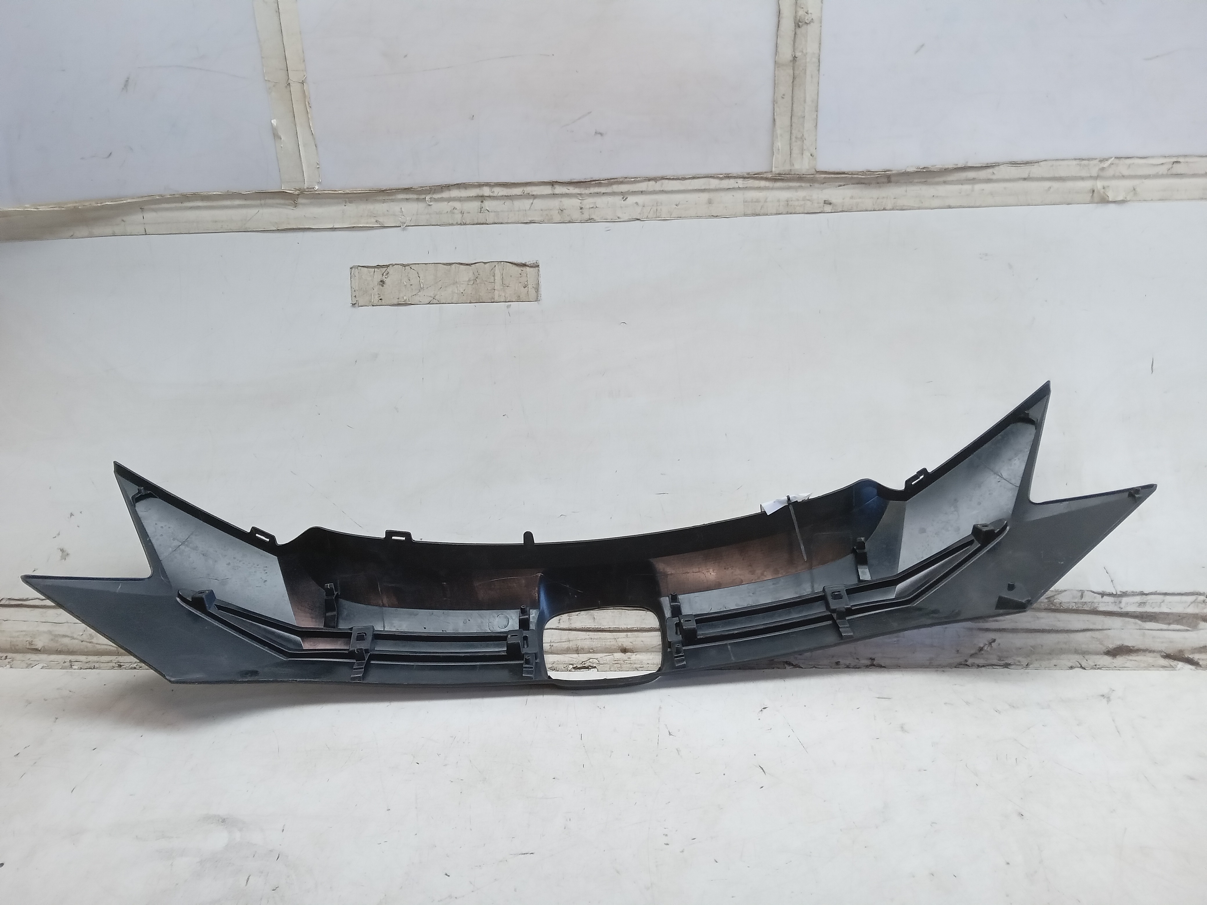 MOLDURA GRADE DIANTEIRA HONDA HRV 2016 2