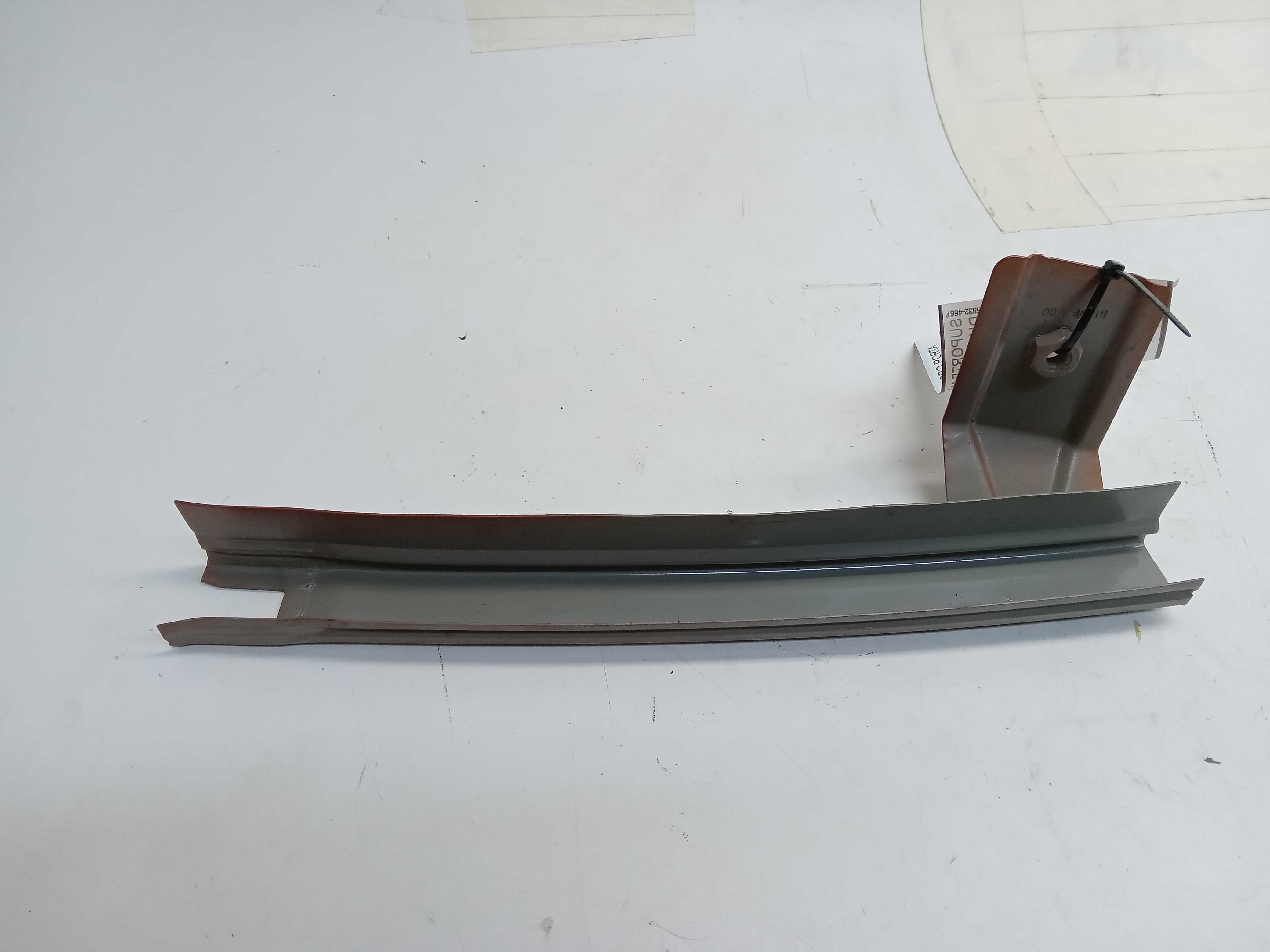 CANALETA INTERNA PORTA TRAS LE RENAULT KWID 2019 2