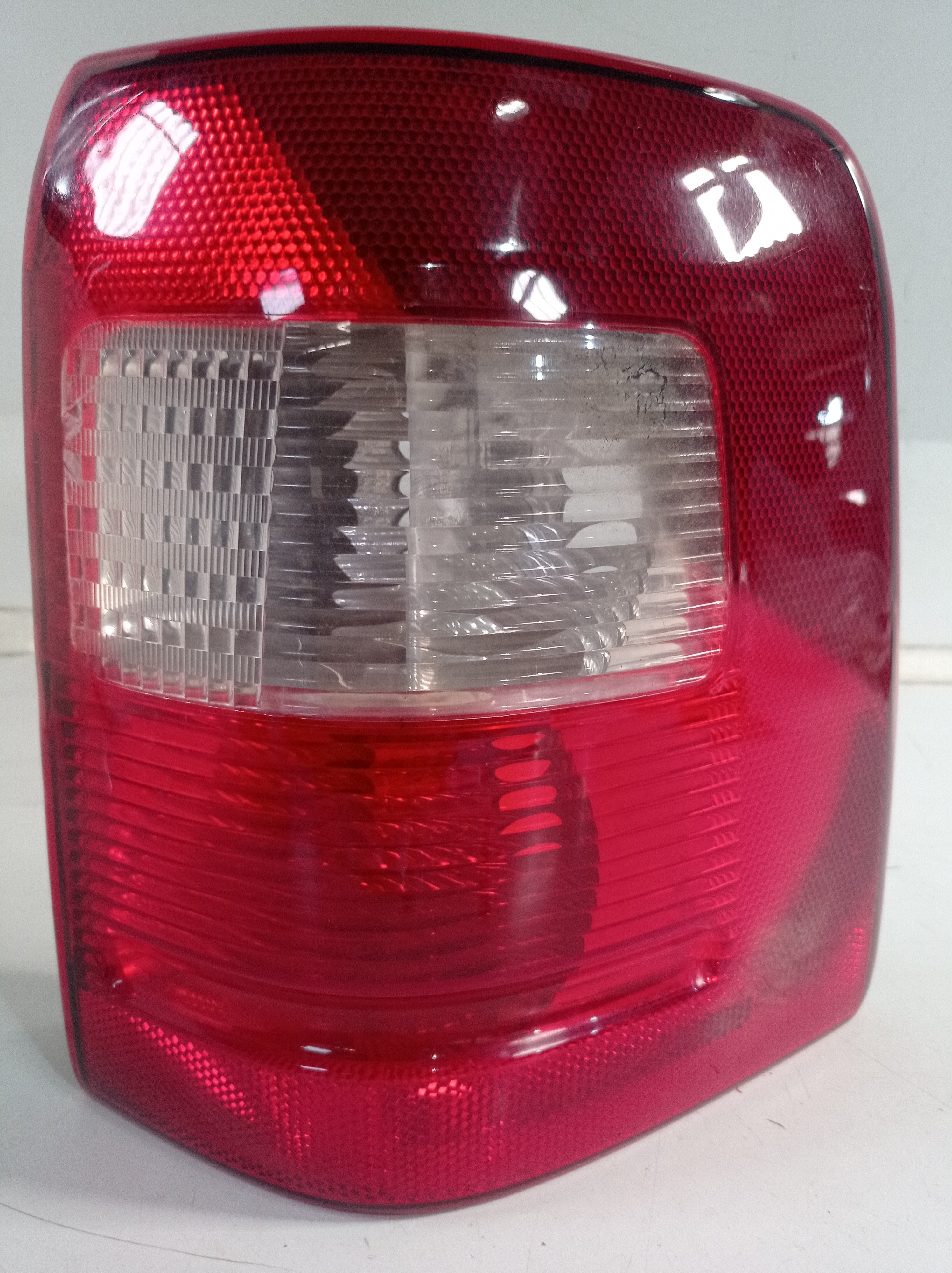 LANTERNA TRAS DIREITA FORD ECOSPORT 2001 a 2005 recuperada 1