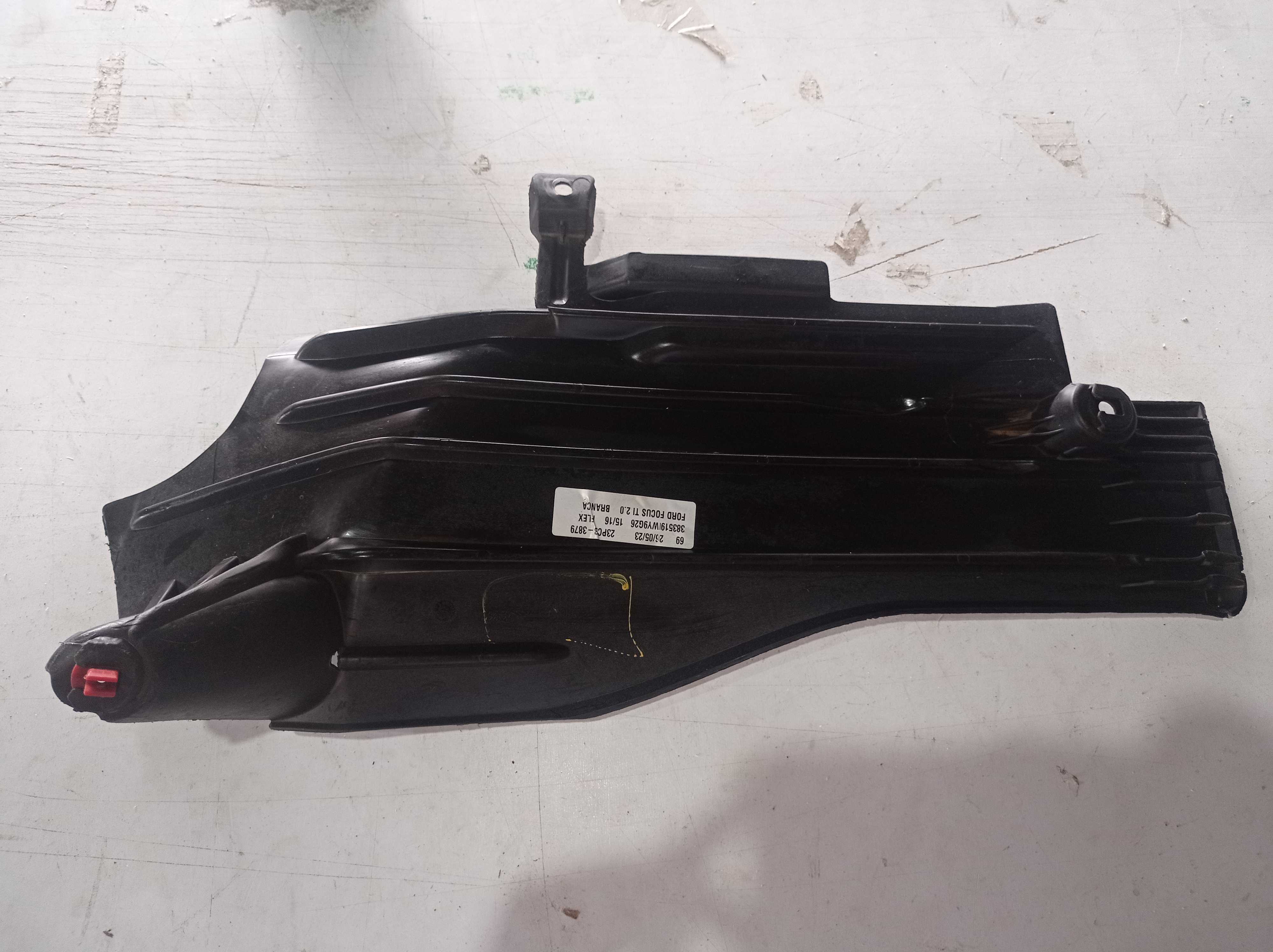 DEFLETOR PROTETOR FORD FOCUS TITANIUM 2016 2