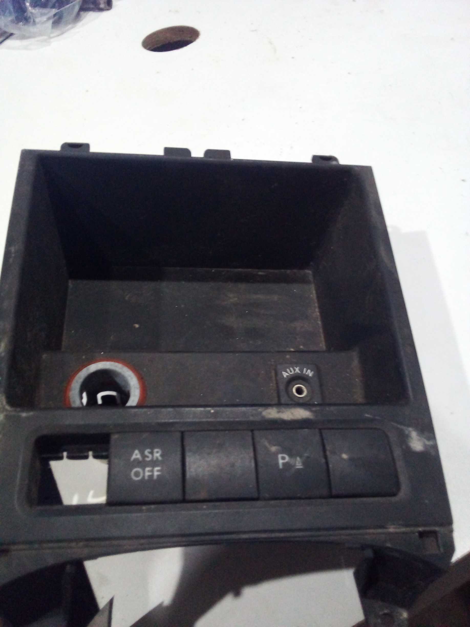 PORTA OBJETO ASCENDEDOR CIGARRO JETTA 2013 5C7857925 1