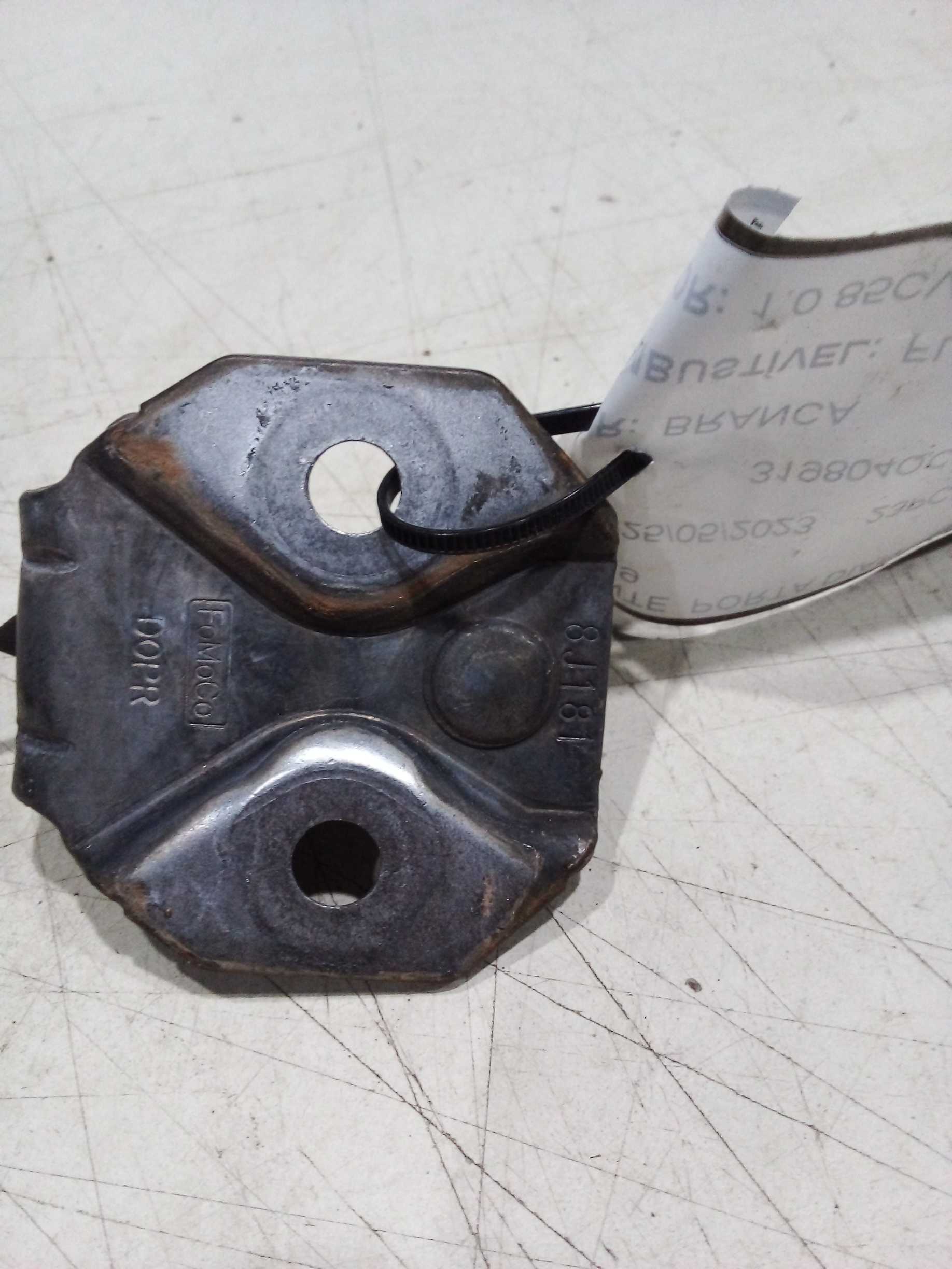 BATENTE  PORTA DIANTEIRA DIREITA Ford Ka 2019 8j181 2