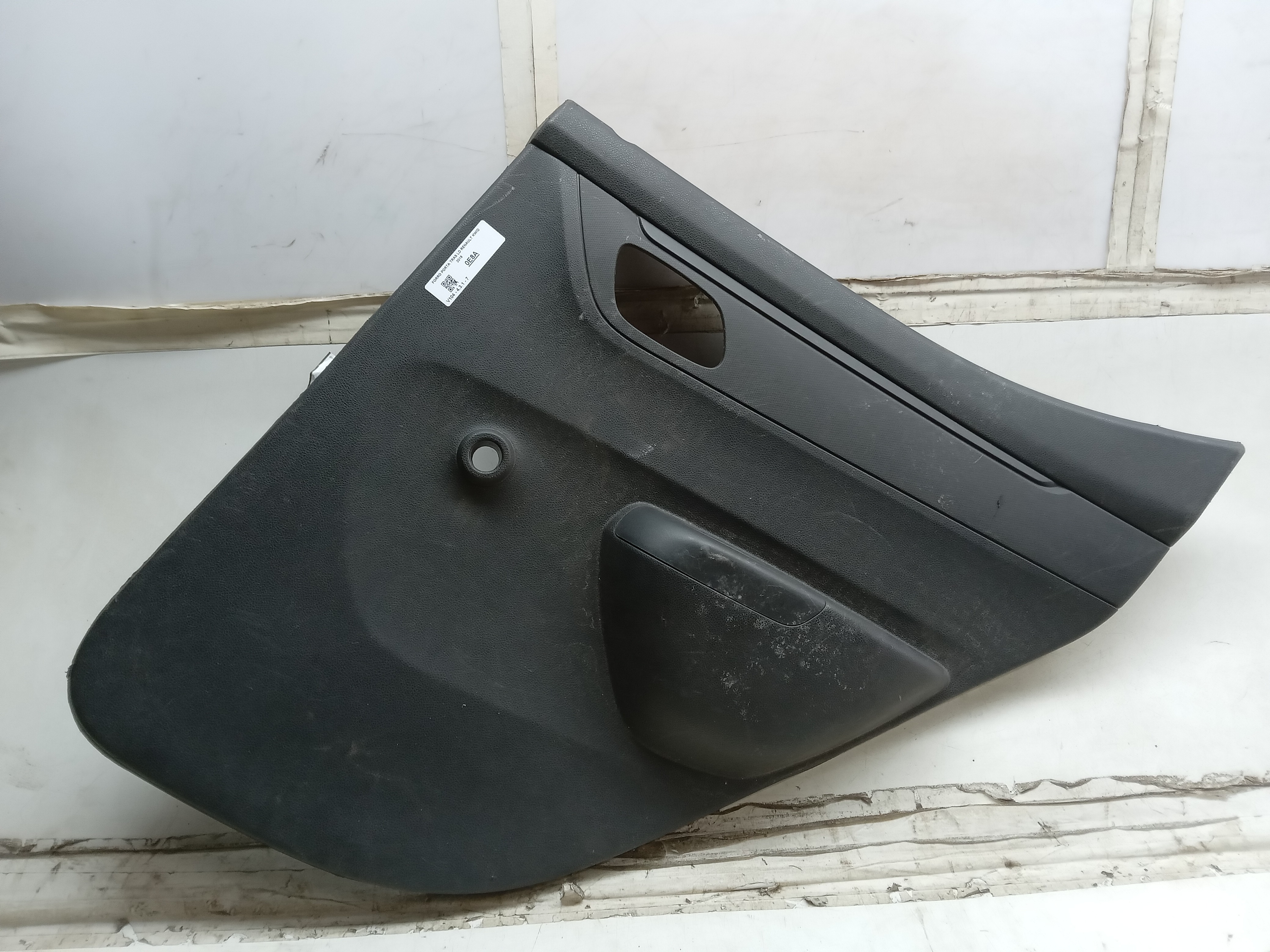 FORRO PORTA TRAS LD Renault Kwid 2019 1