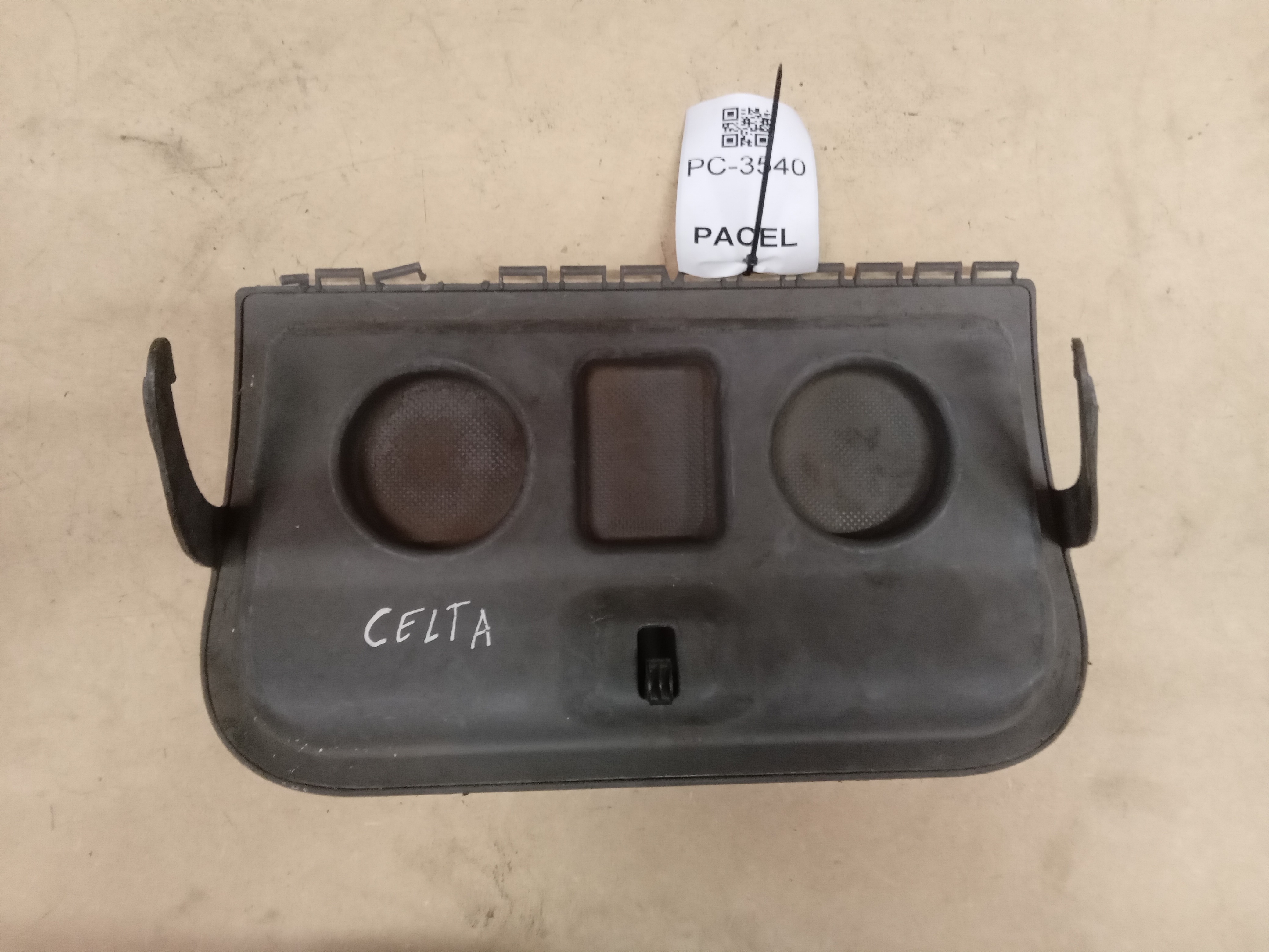 Tampa porta luvas GM Celta 2003 2