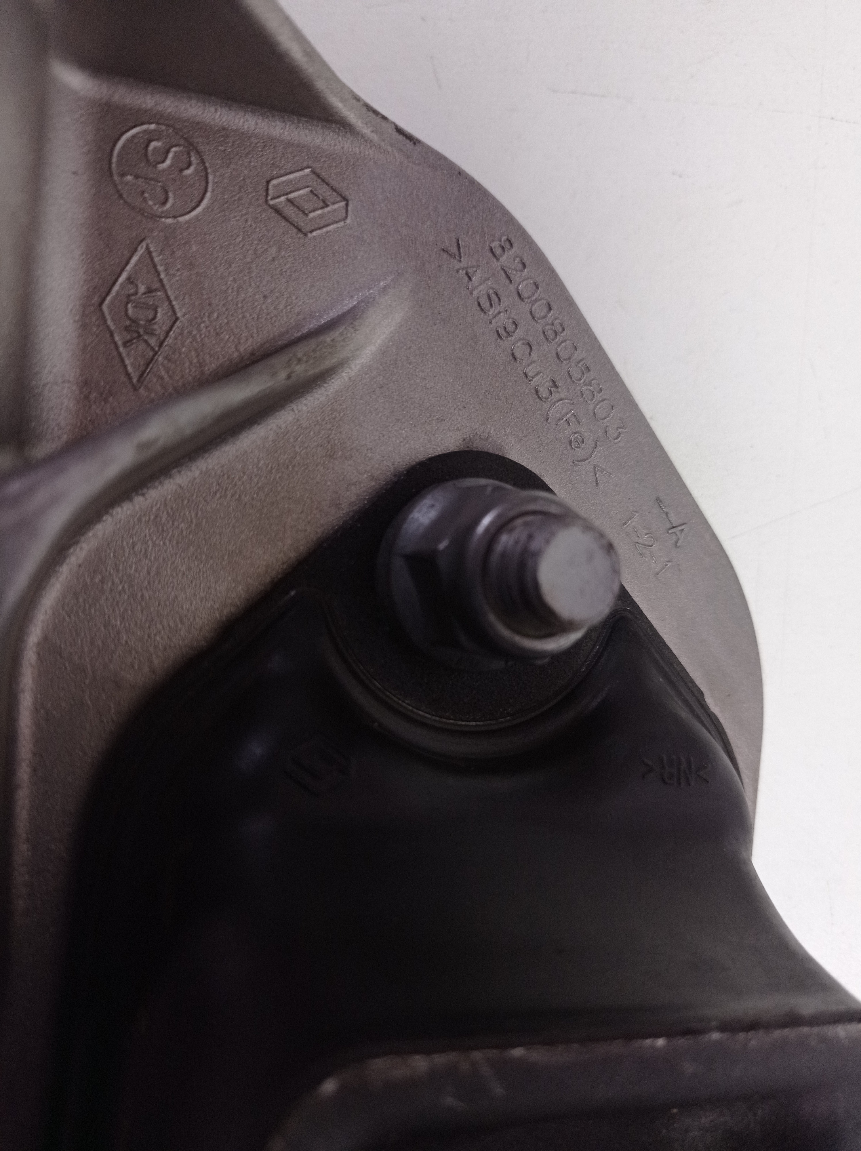 Suporte E  Coxim Caixa Câmbio Renault Duster 2.0 8200805803 5