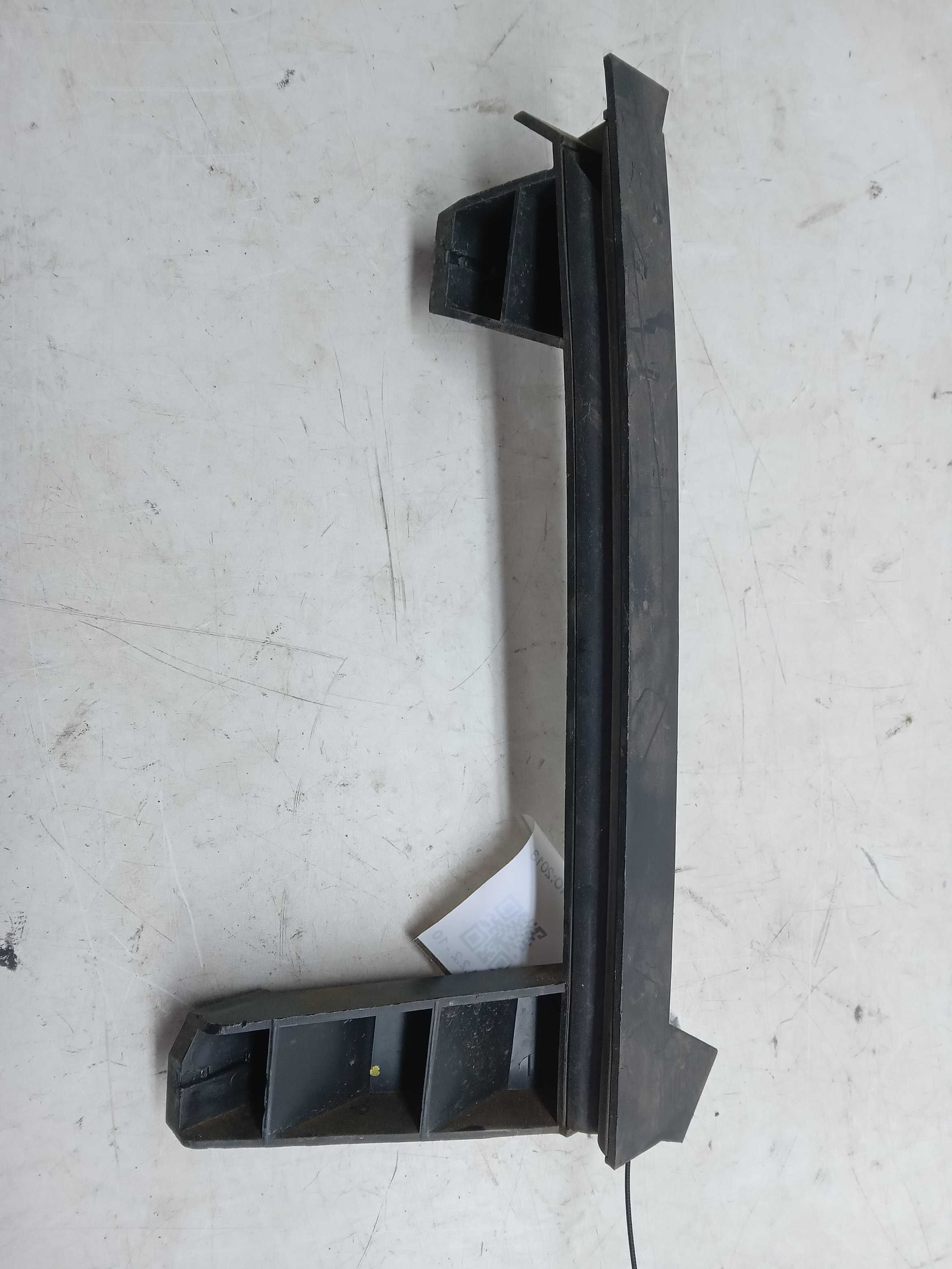 GUIA CANALETA DE VIDRO DA PORTA DIANT LE GM COBALT 2013 2