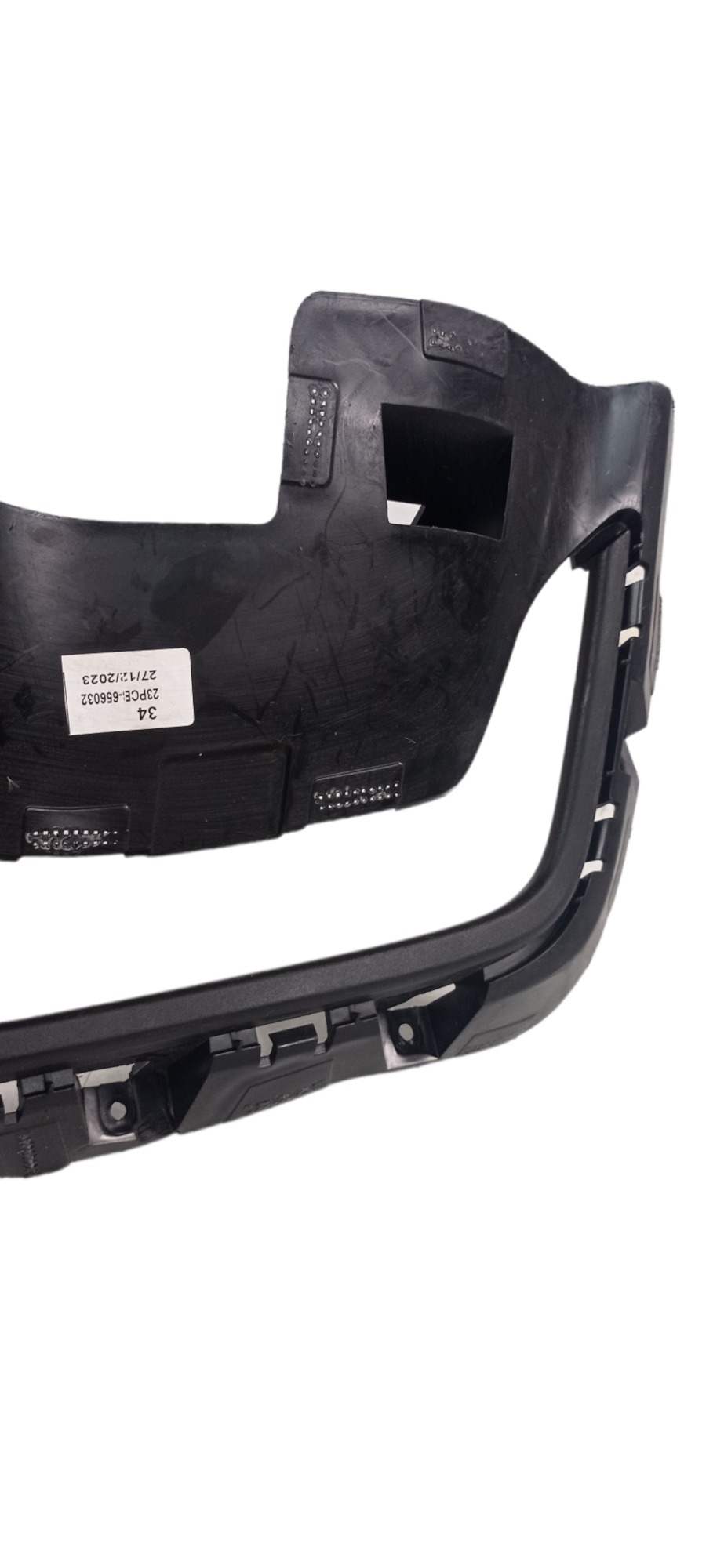 Moldura Farol Milha Esquerdo Gm Tracker 2019 A 2021 3