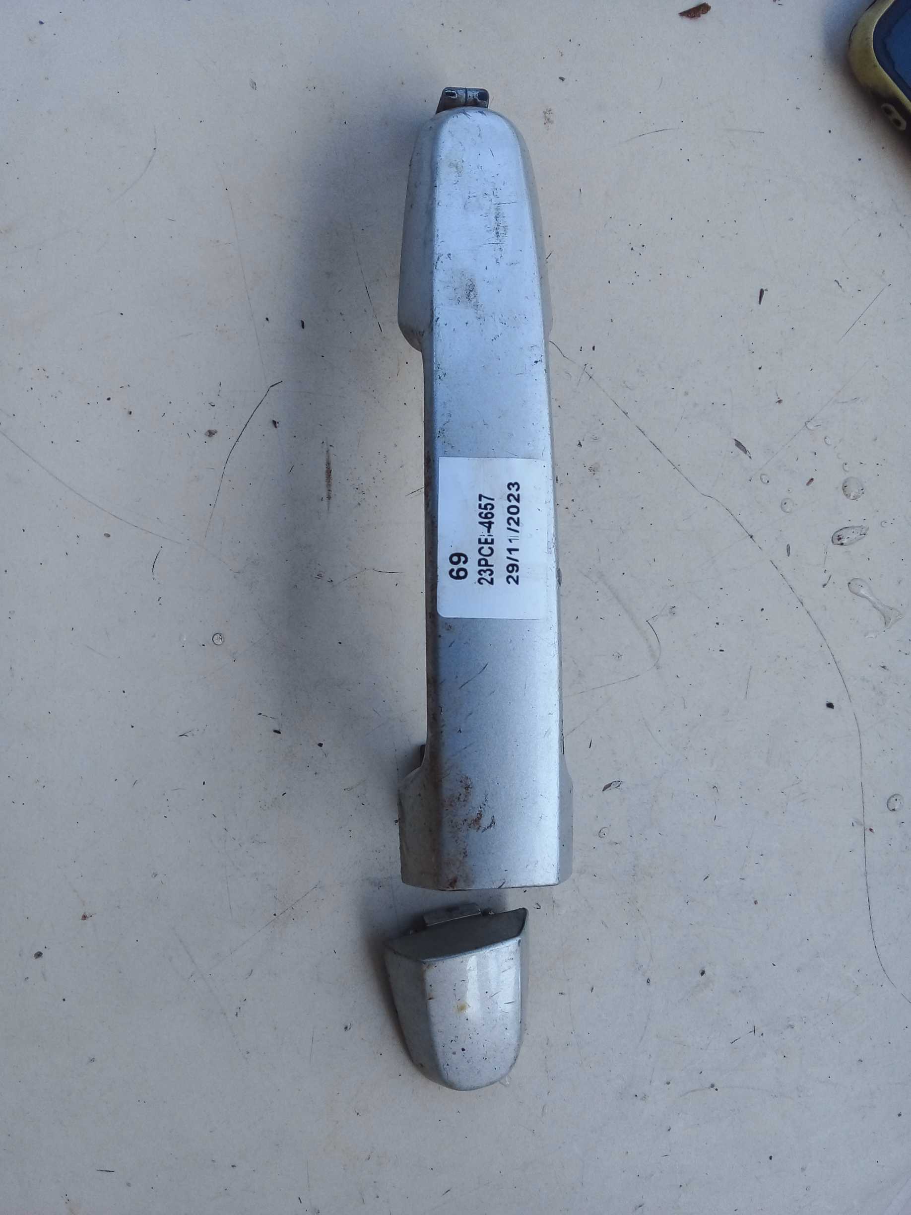 MAÇANETA EXTERNA DIREITA HILUX 2016