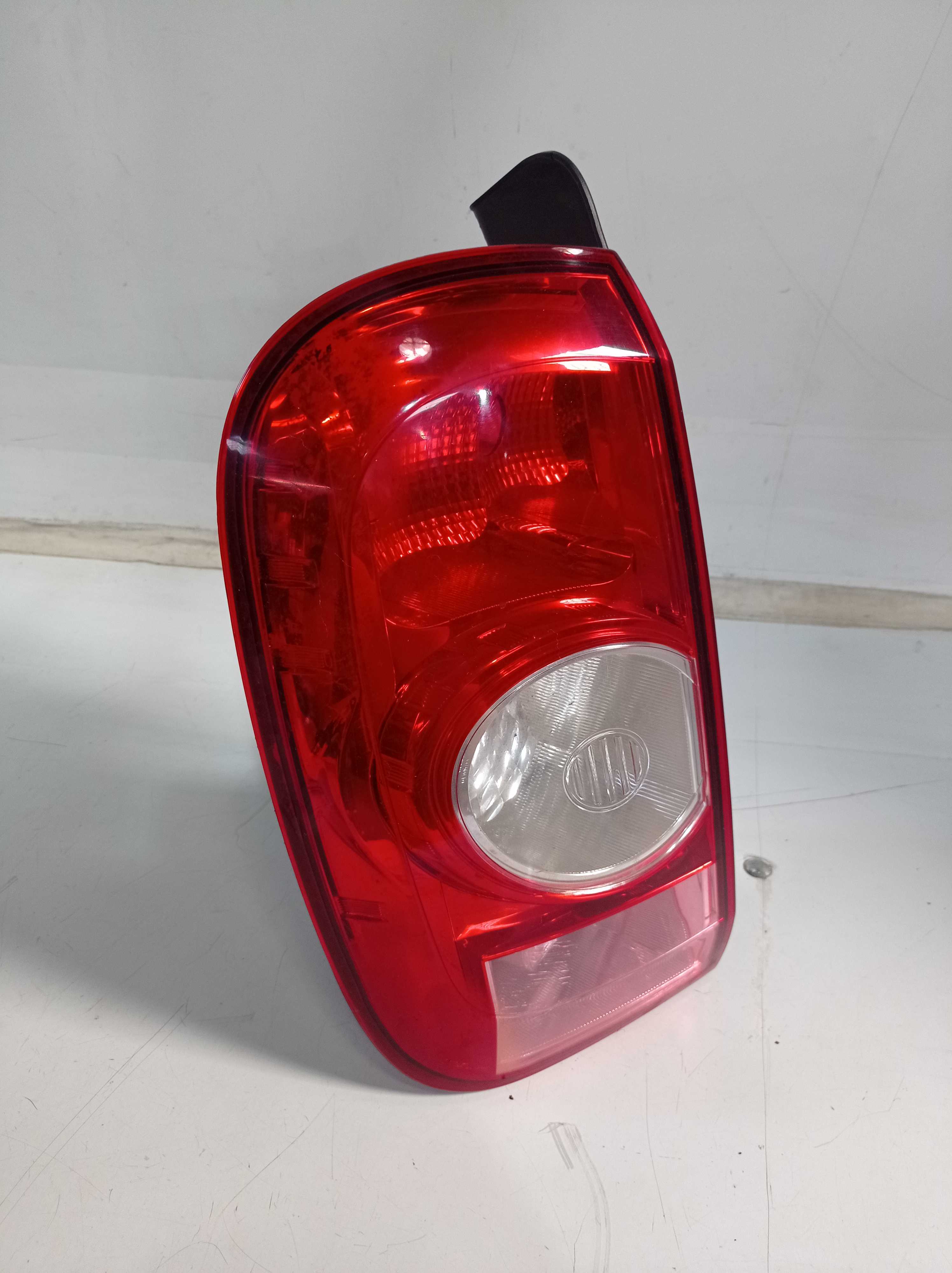 LANTERNA TRASEIRA ESQUERDA RENAULT DUSTER 2012 A 2014 2