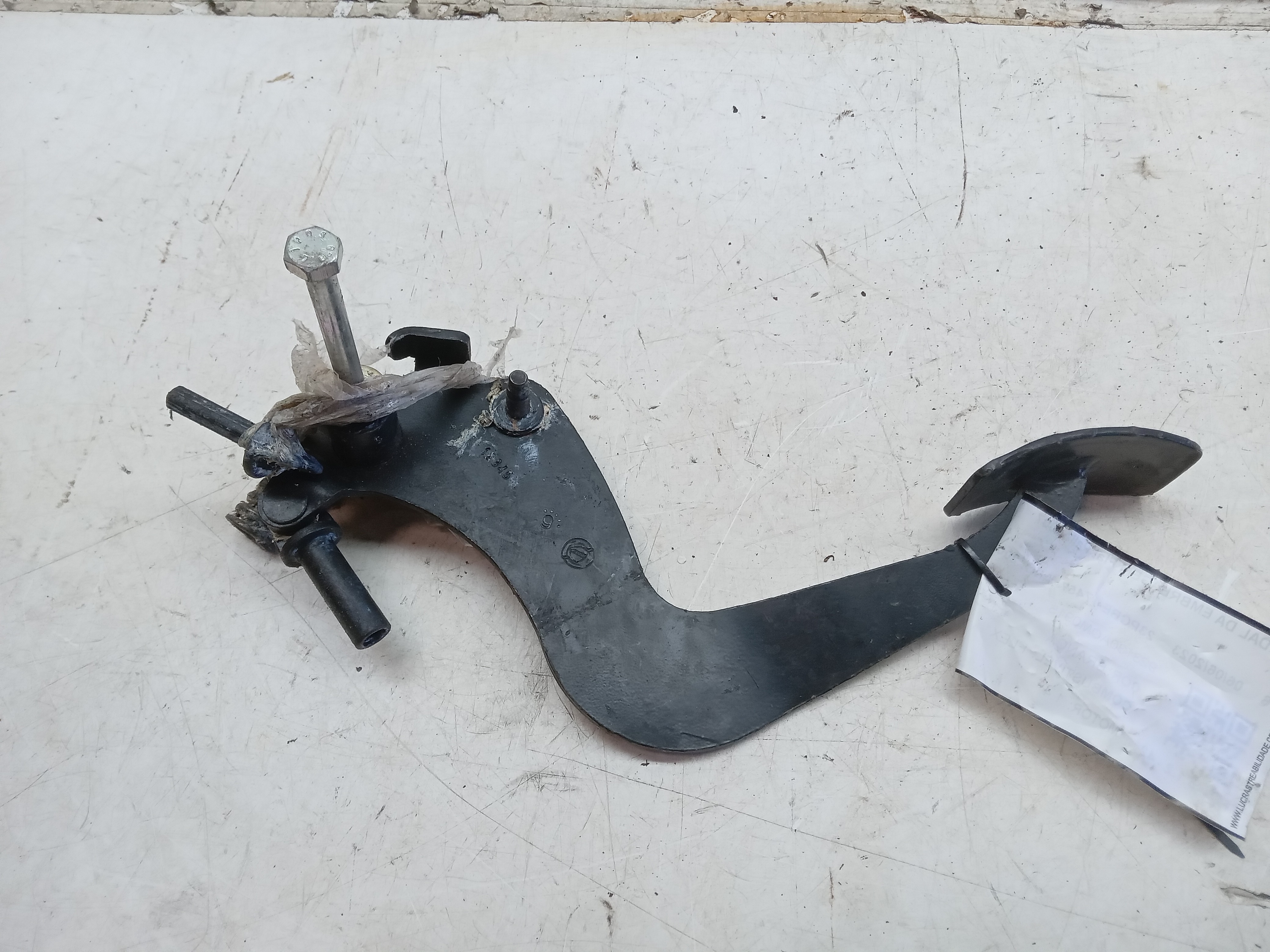 PEDAL EMBREAGEM Fiat Palio 2007 2