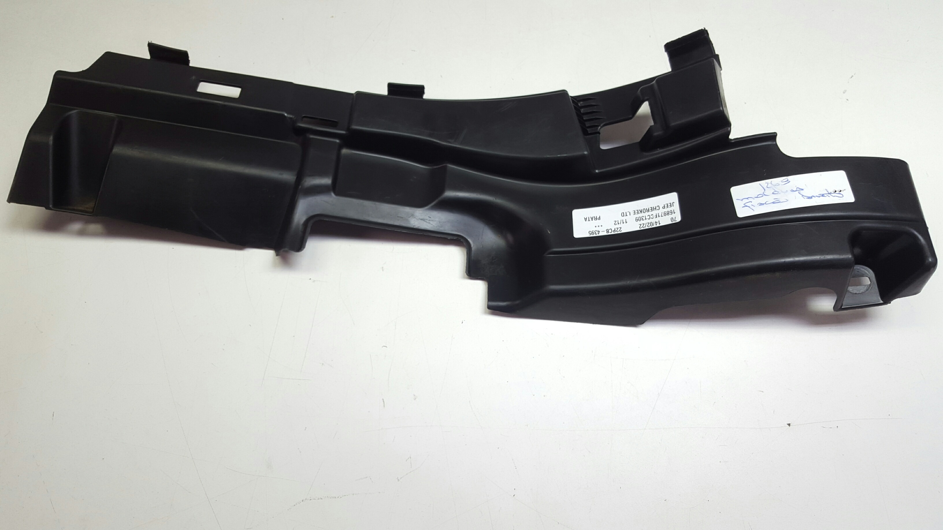 Moldura Fiação Direito Jeep Cherokee 2011 2012 3